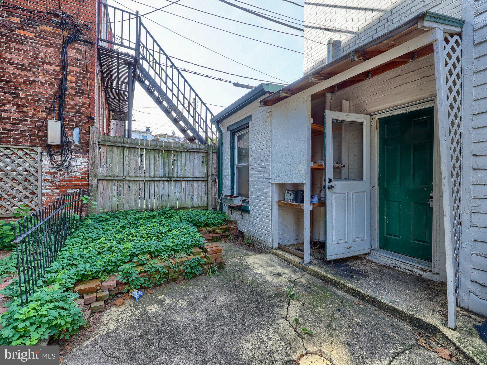 127 HERR STREET