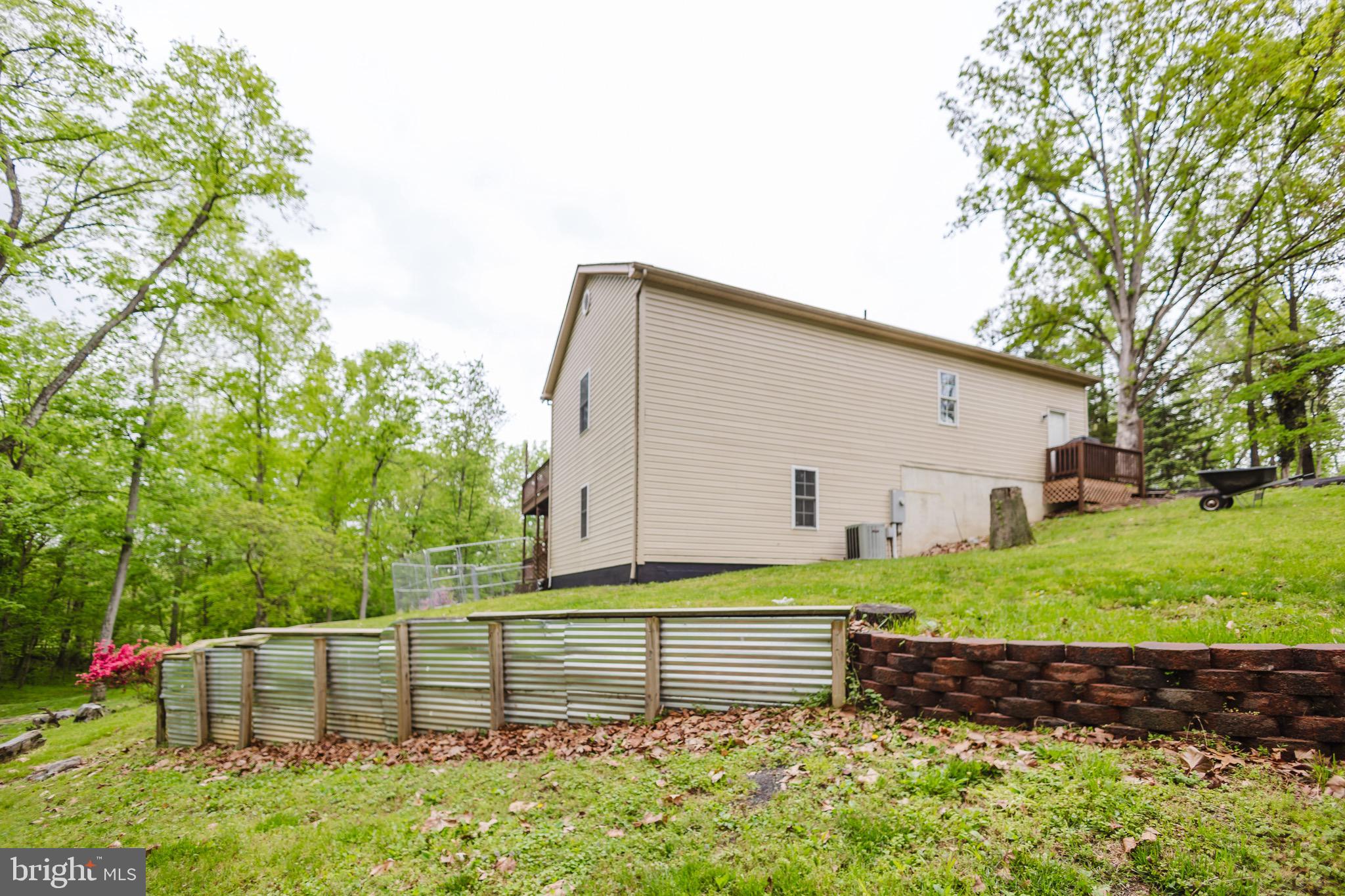 WHITE OAKS - Residential