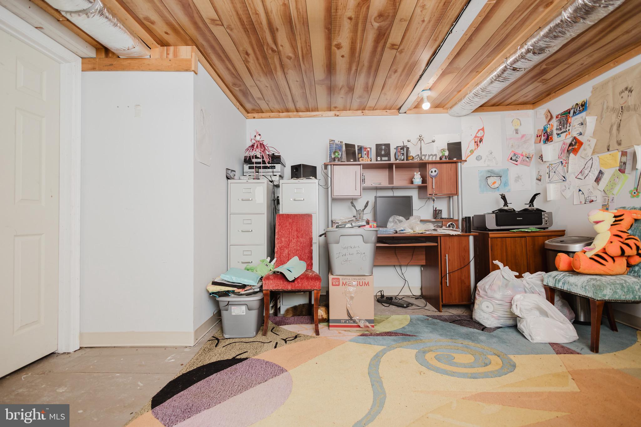 WHITE OAKS - Residential