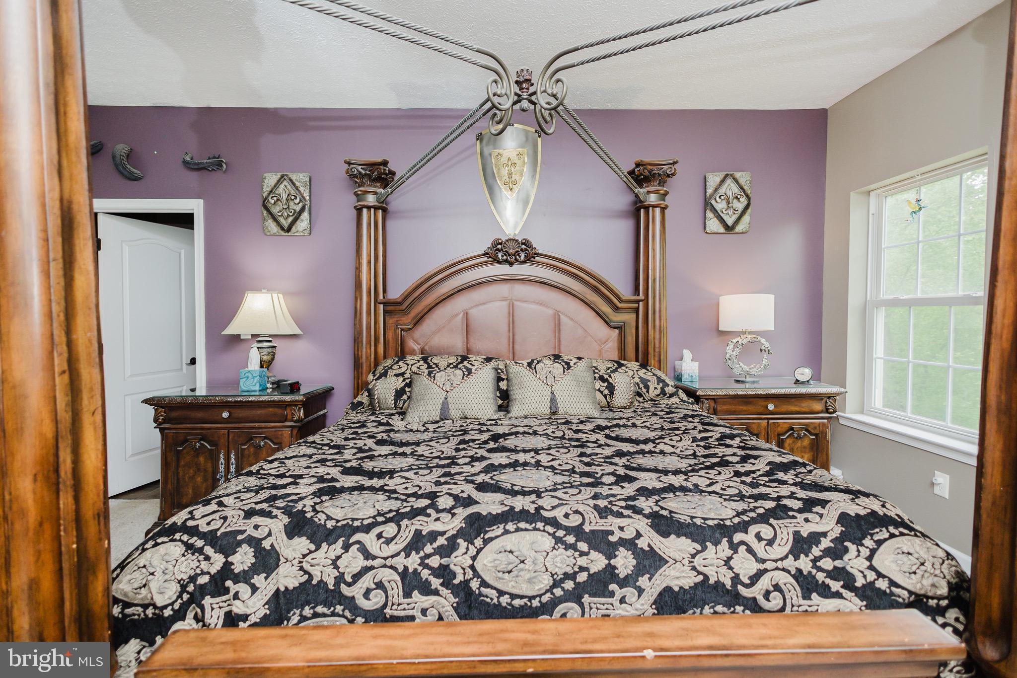 WHITE OAKS - Residential