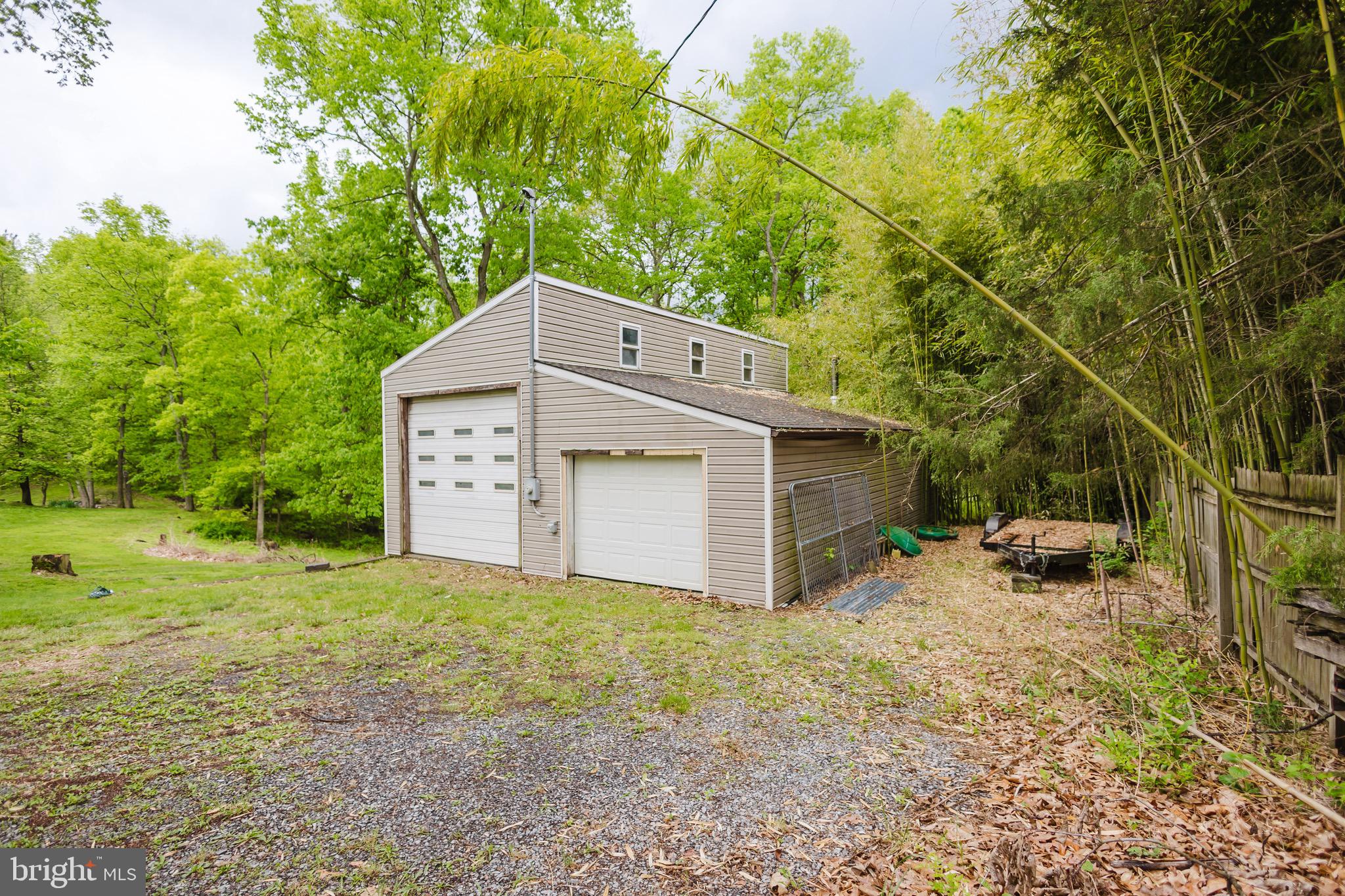 WHITE OAKS - Residential