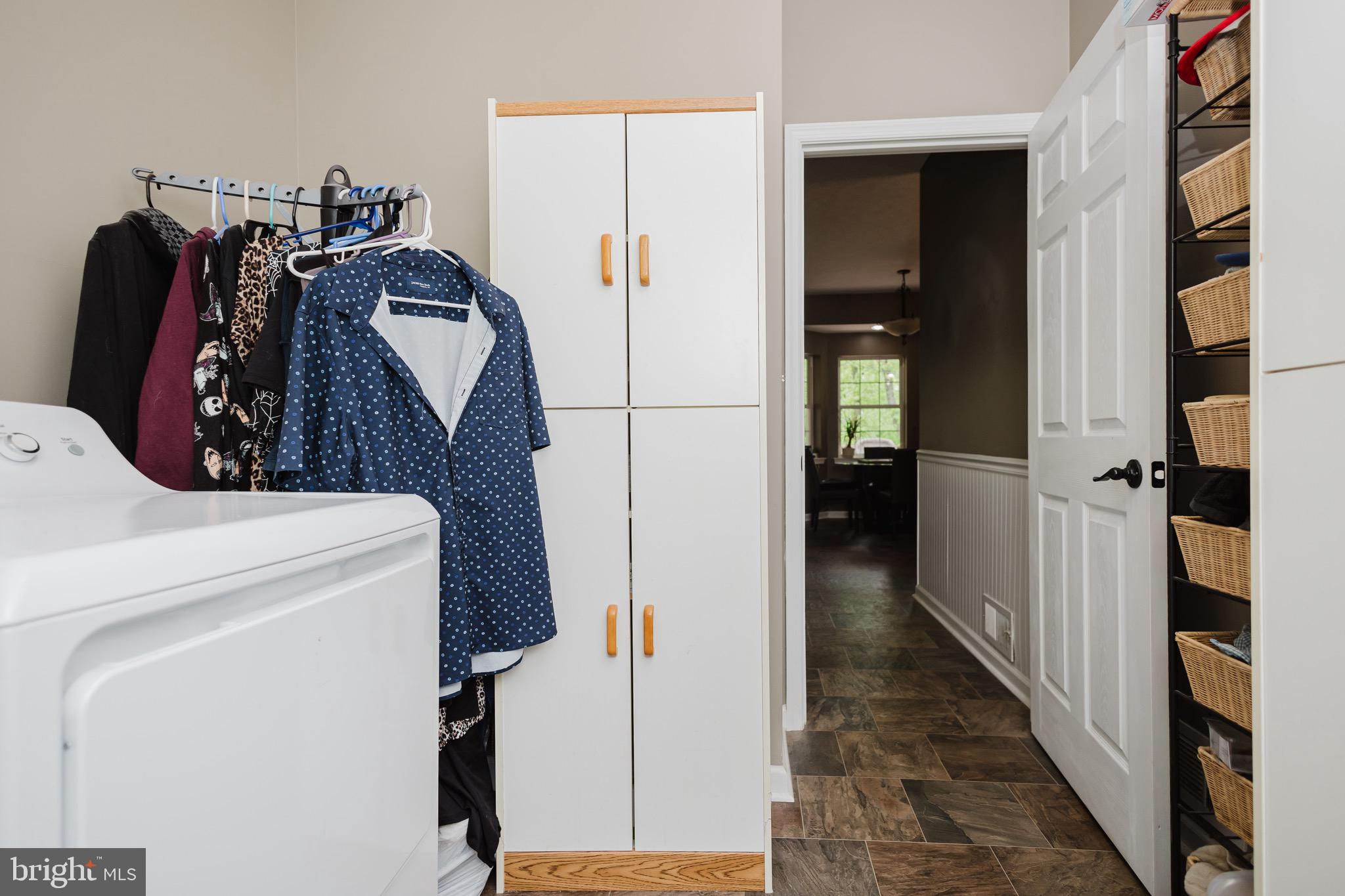 WHITE OAKS - Residential