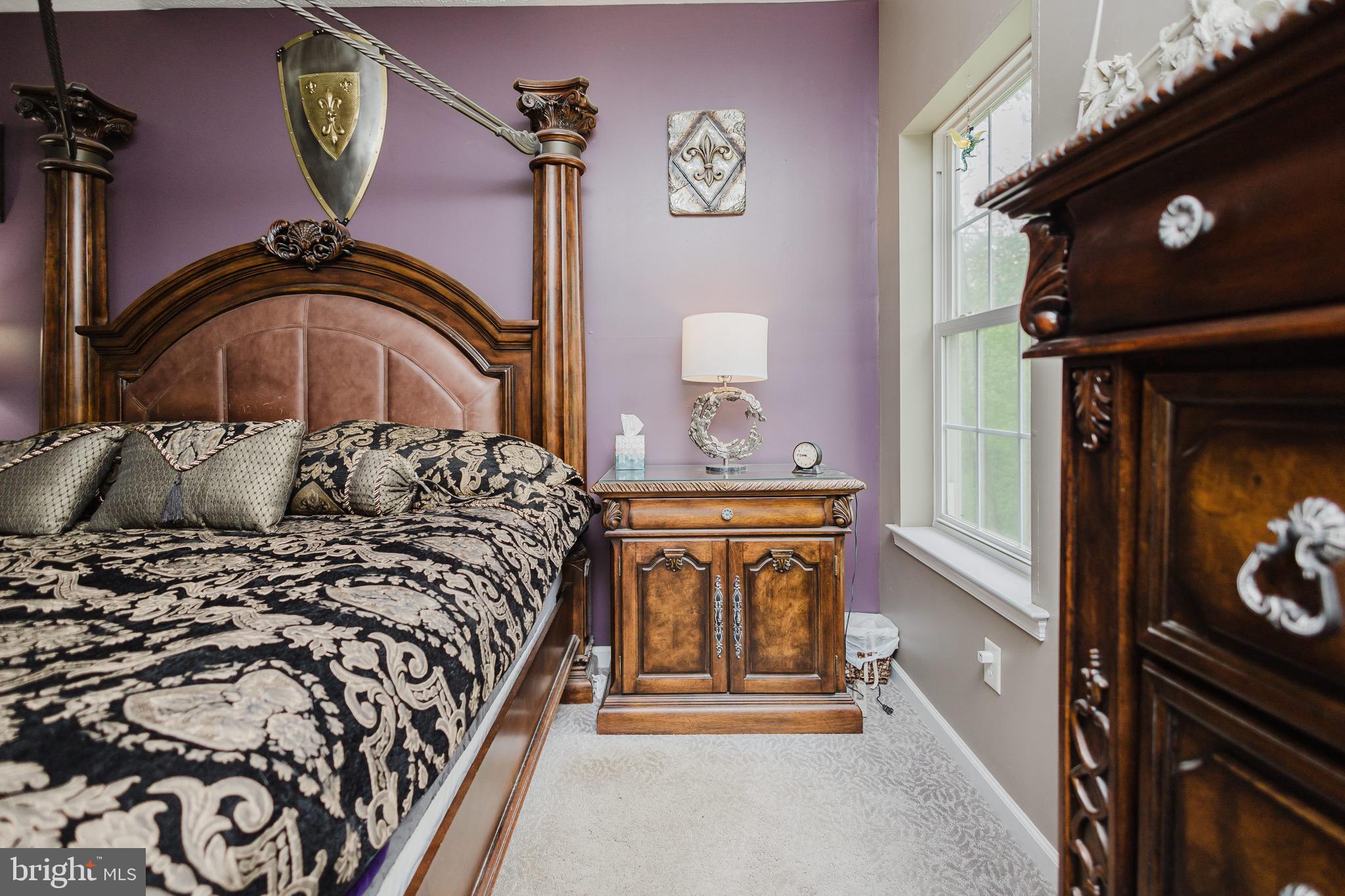 WHITE OAKS - Residential