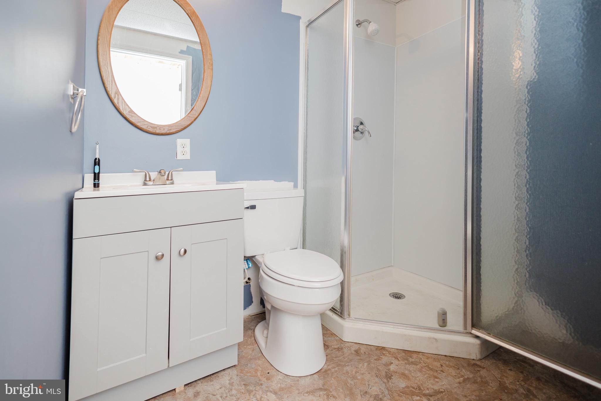 WHITE OAKS - Residential