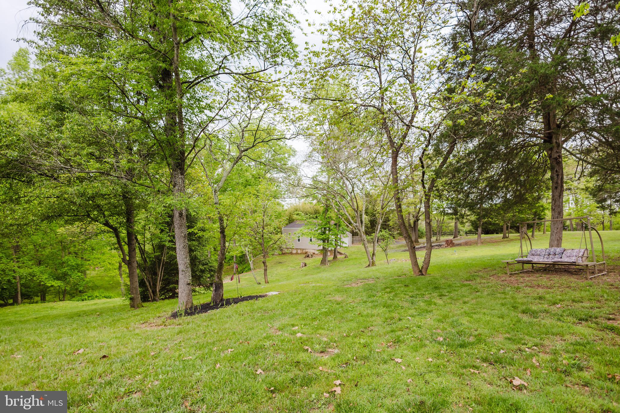 WHITE OAKS - Residential