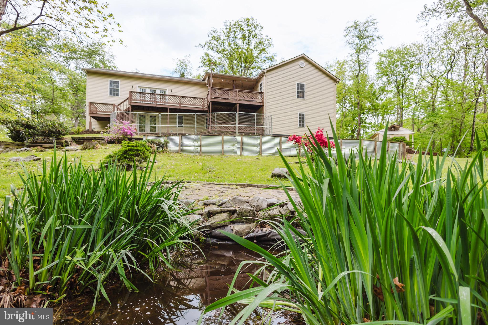 WHITE OAKS - Residential