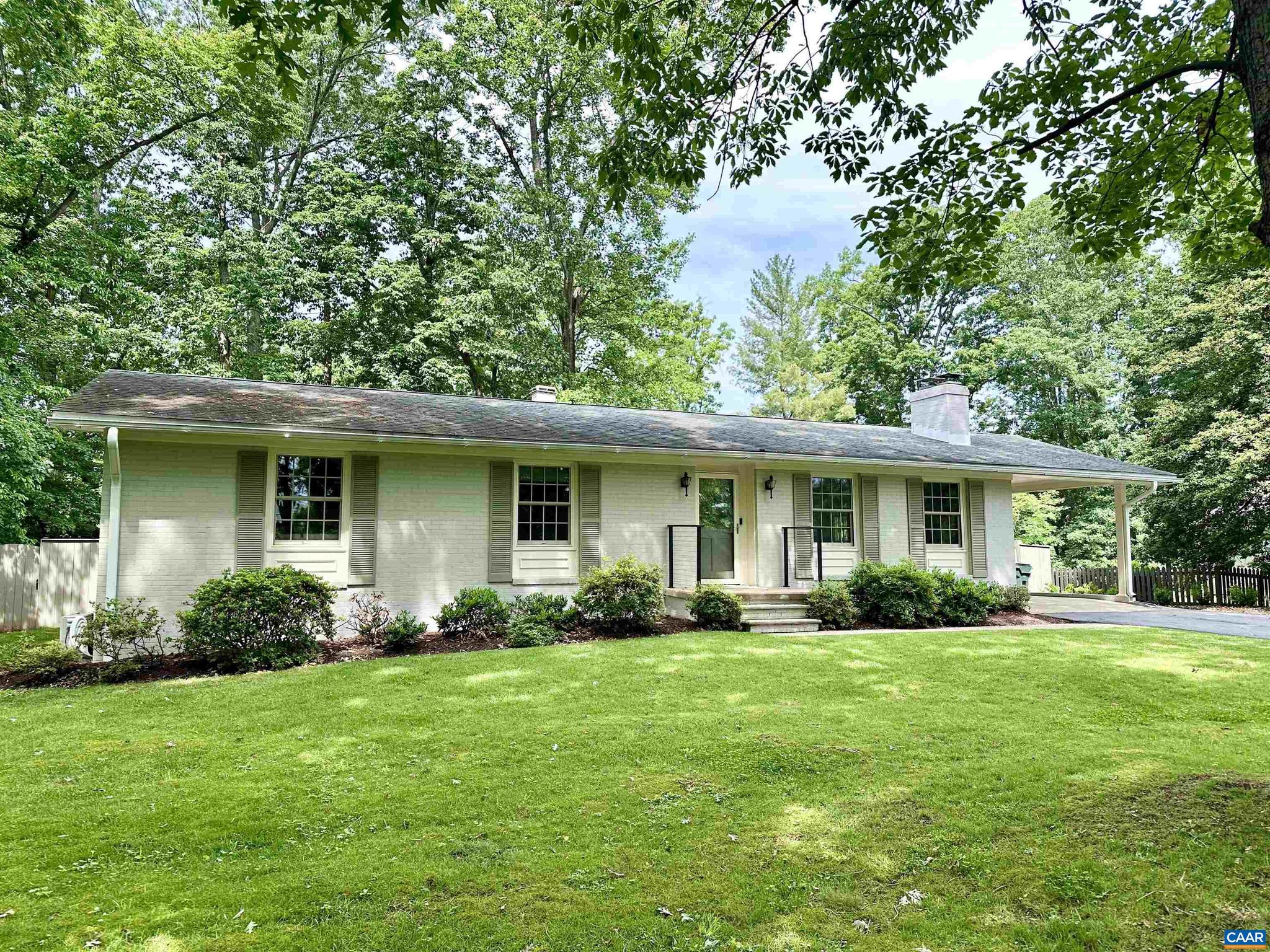 HESSIAN HILLS - Residential