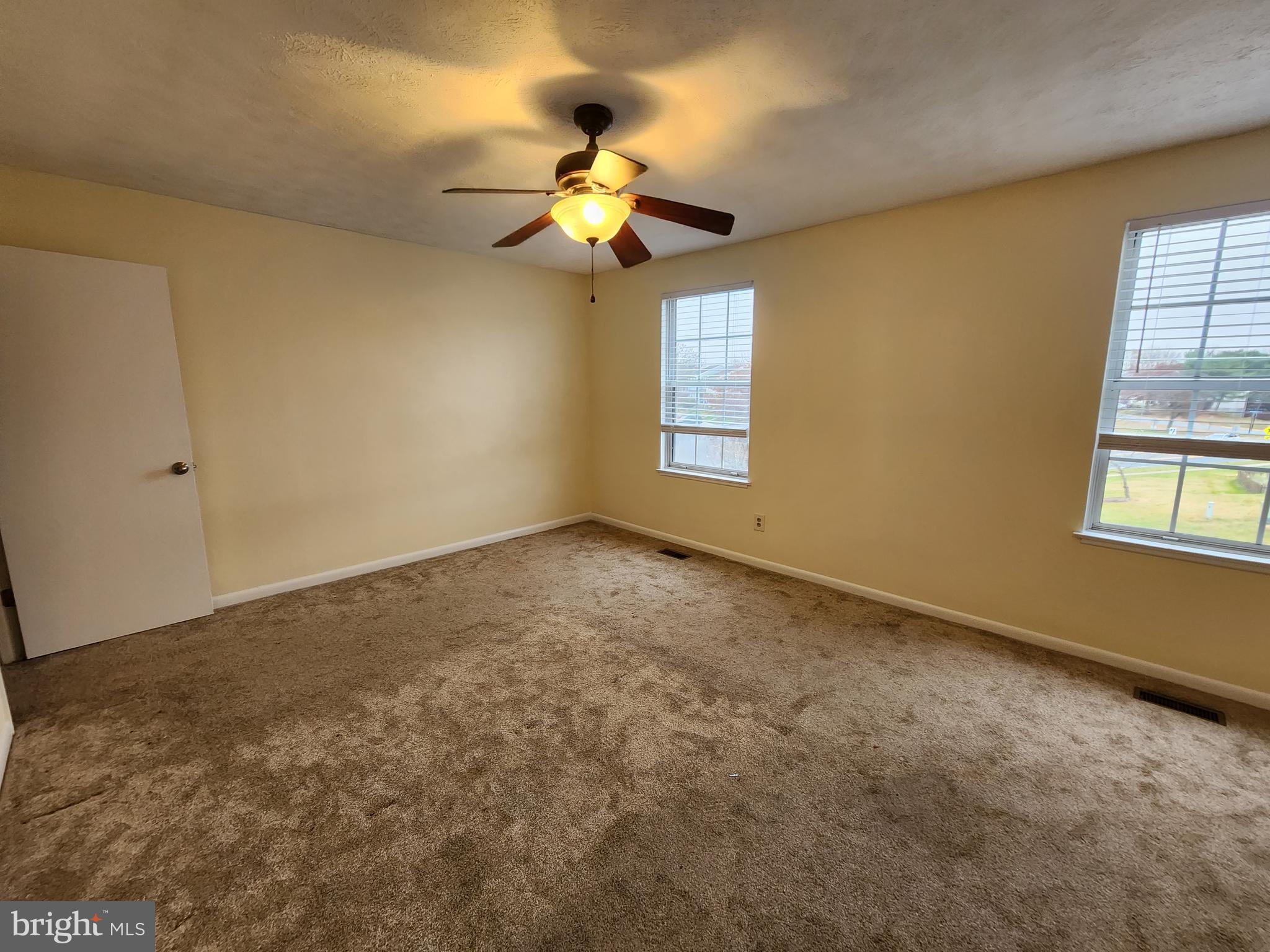 EDGEWOOD MEADOWS - Residential Lease