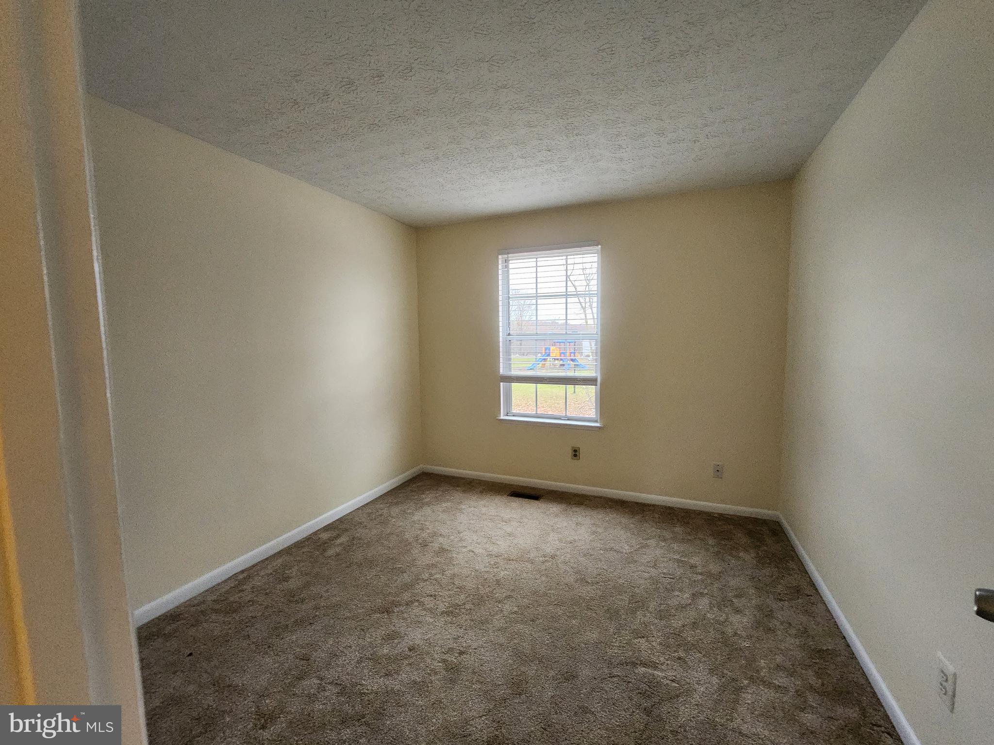 EDGEWOOD MEADOWS - Residential Lease