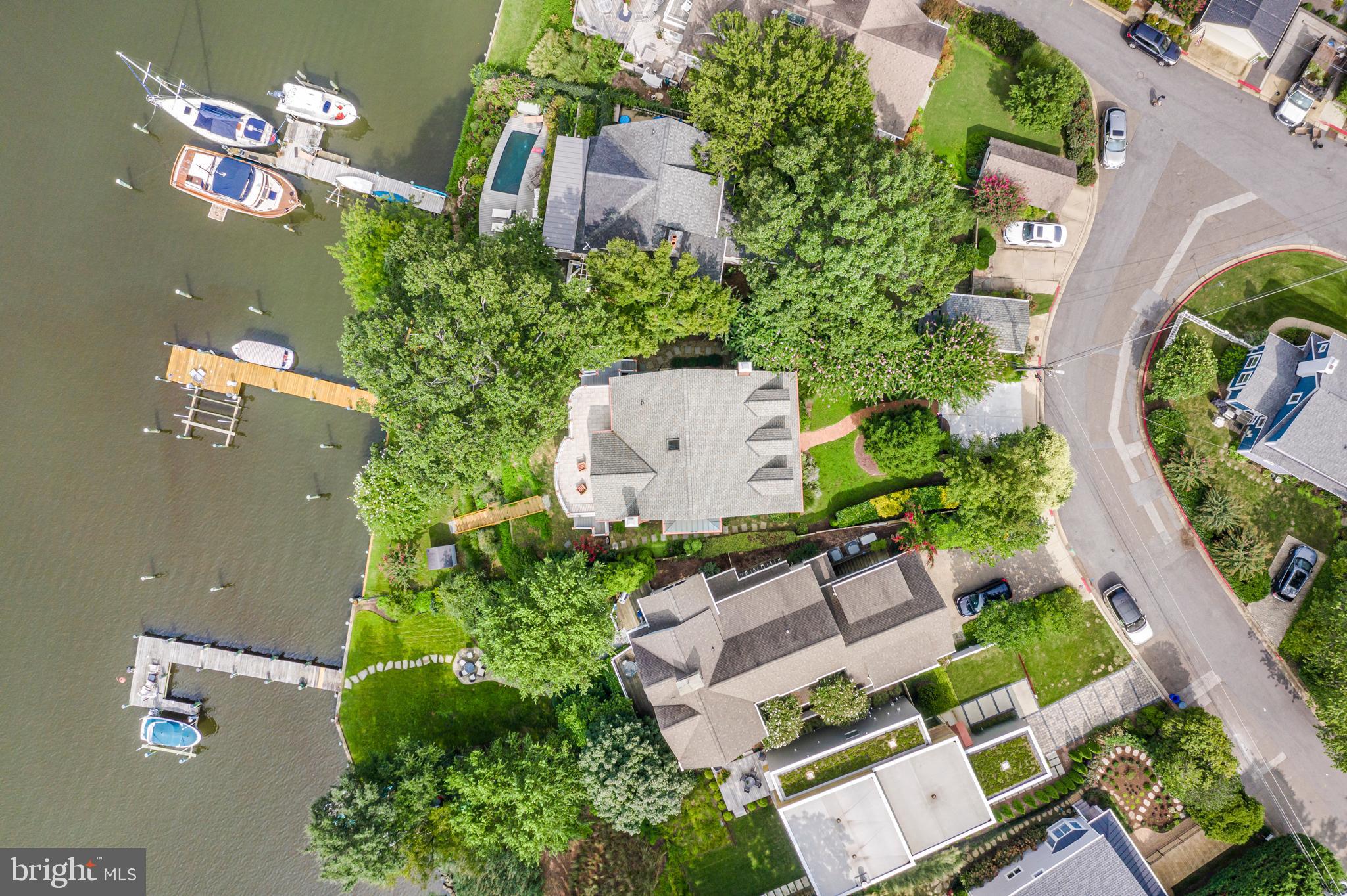 EASTPORT - Residential