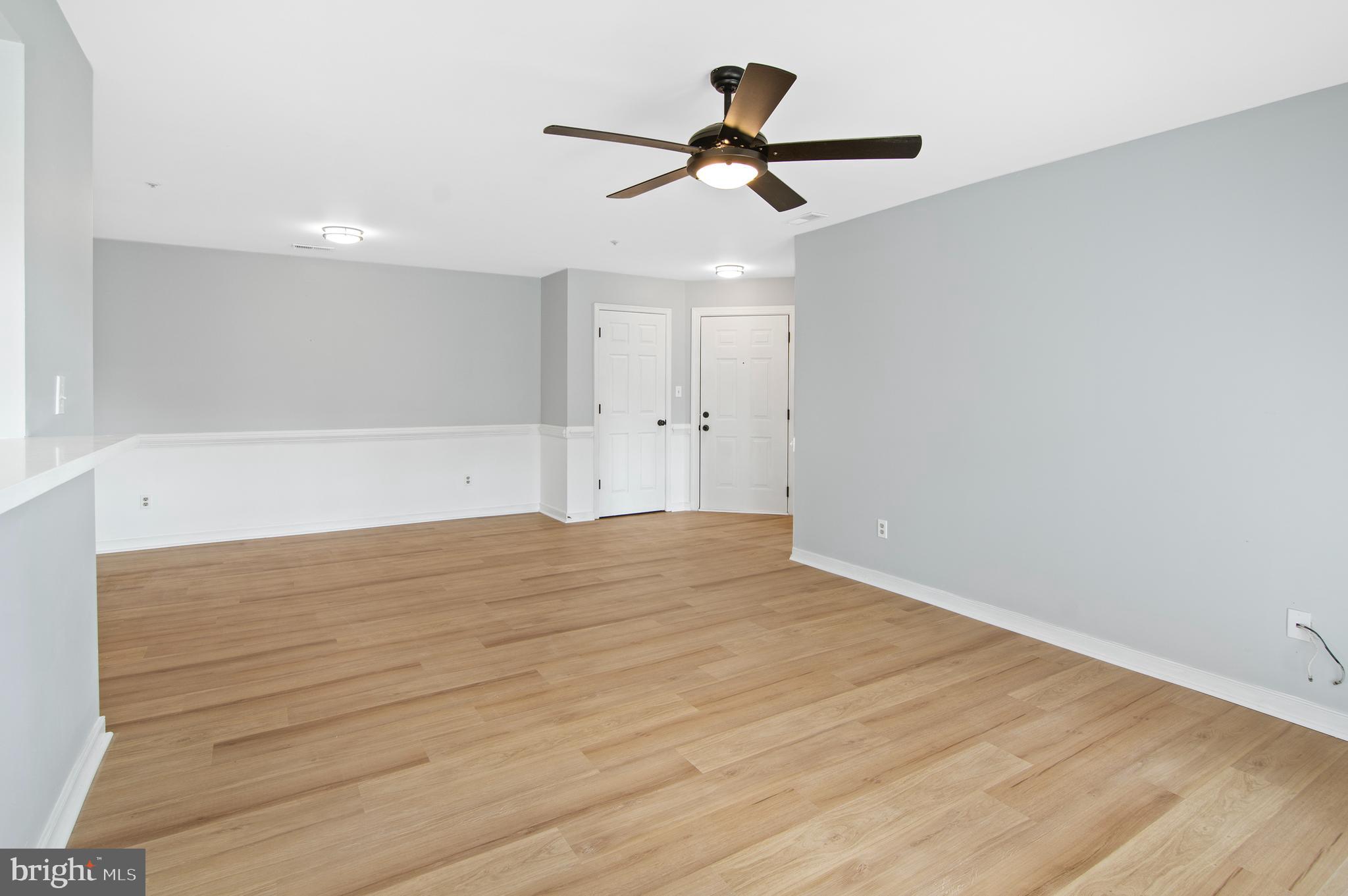 COUNTRY WALK - Residential