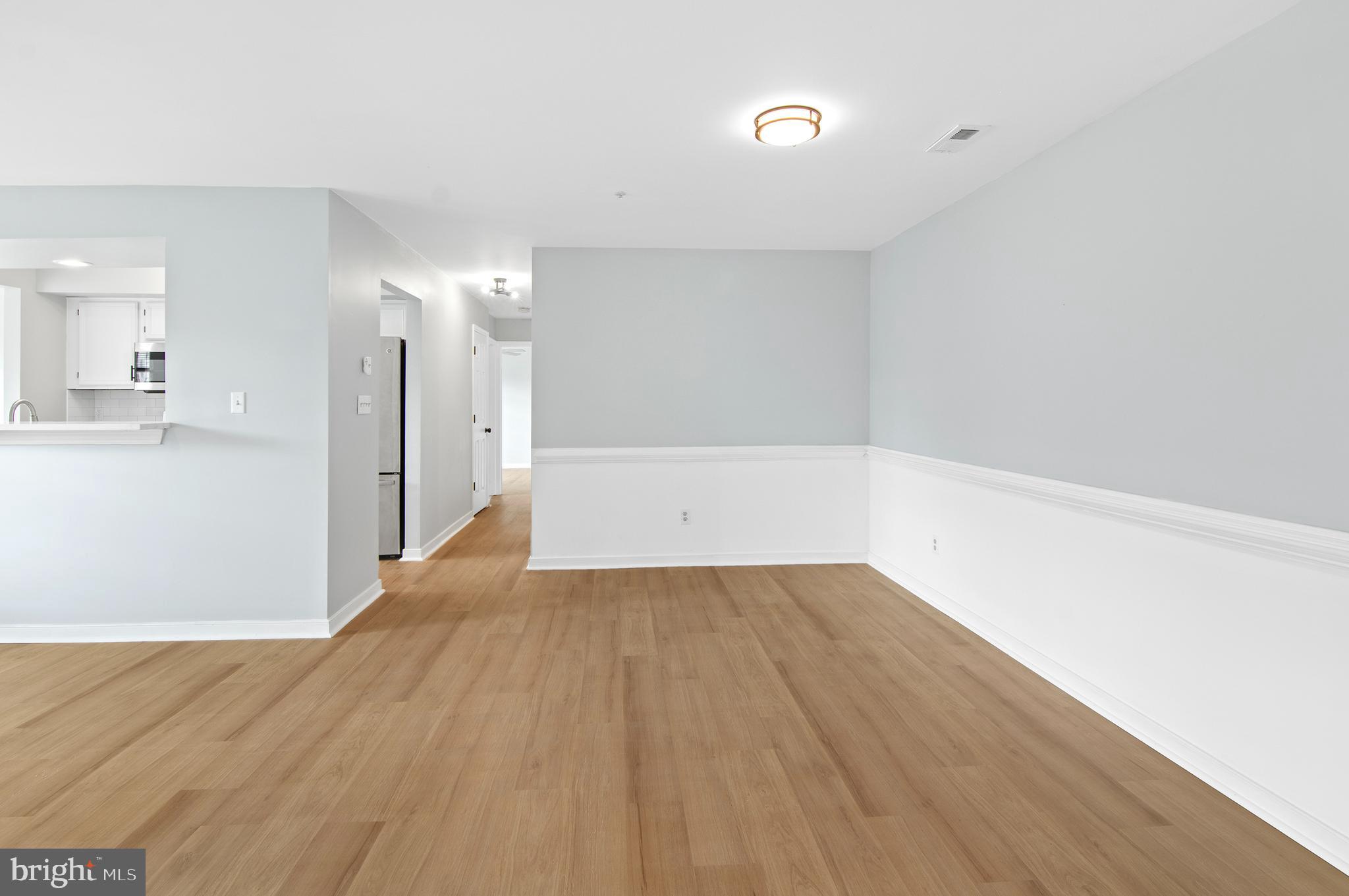 COUNTRY WALK - Residential