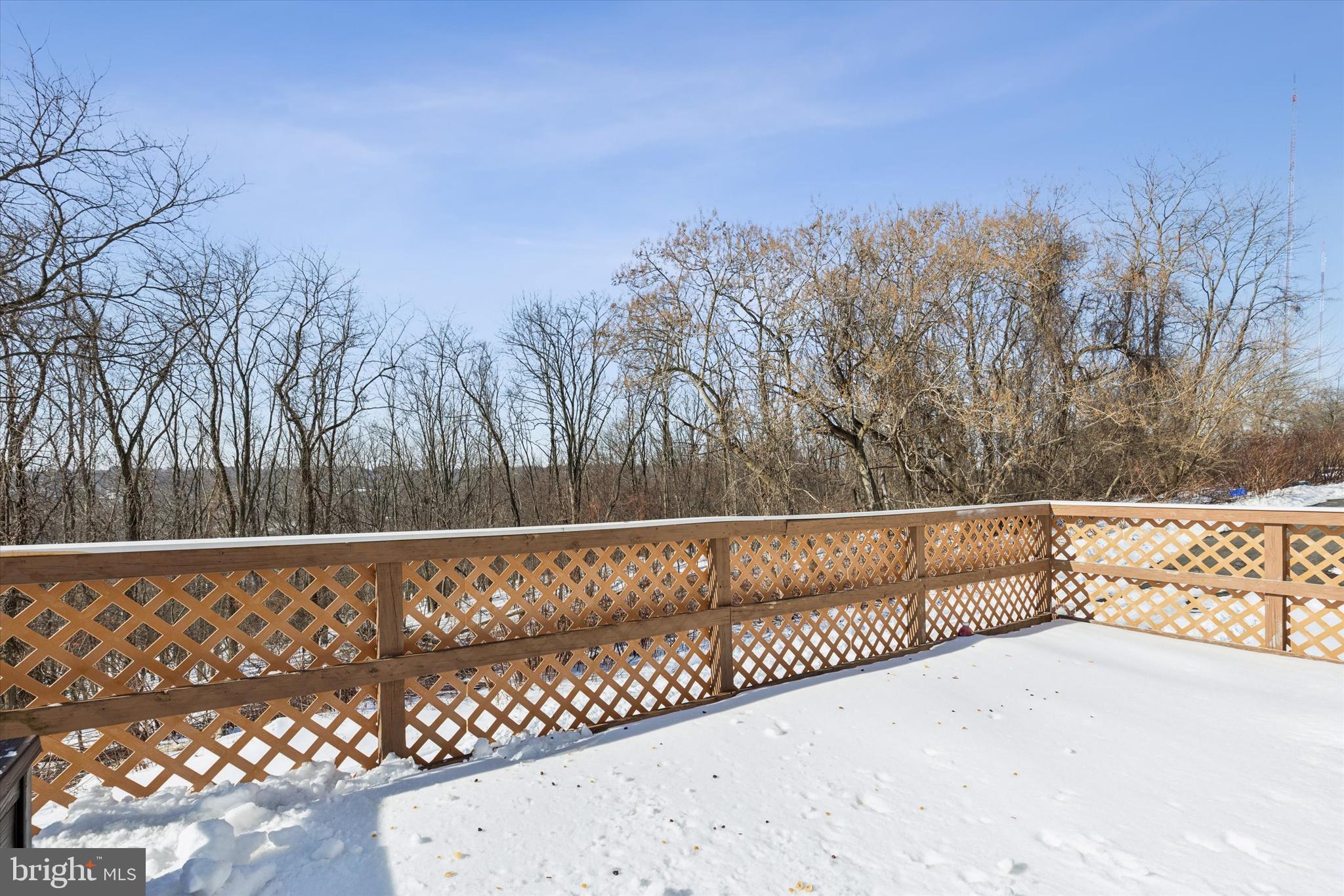 GERMANY HILL - Residential Income