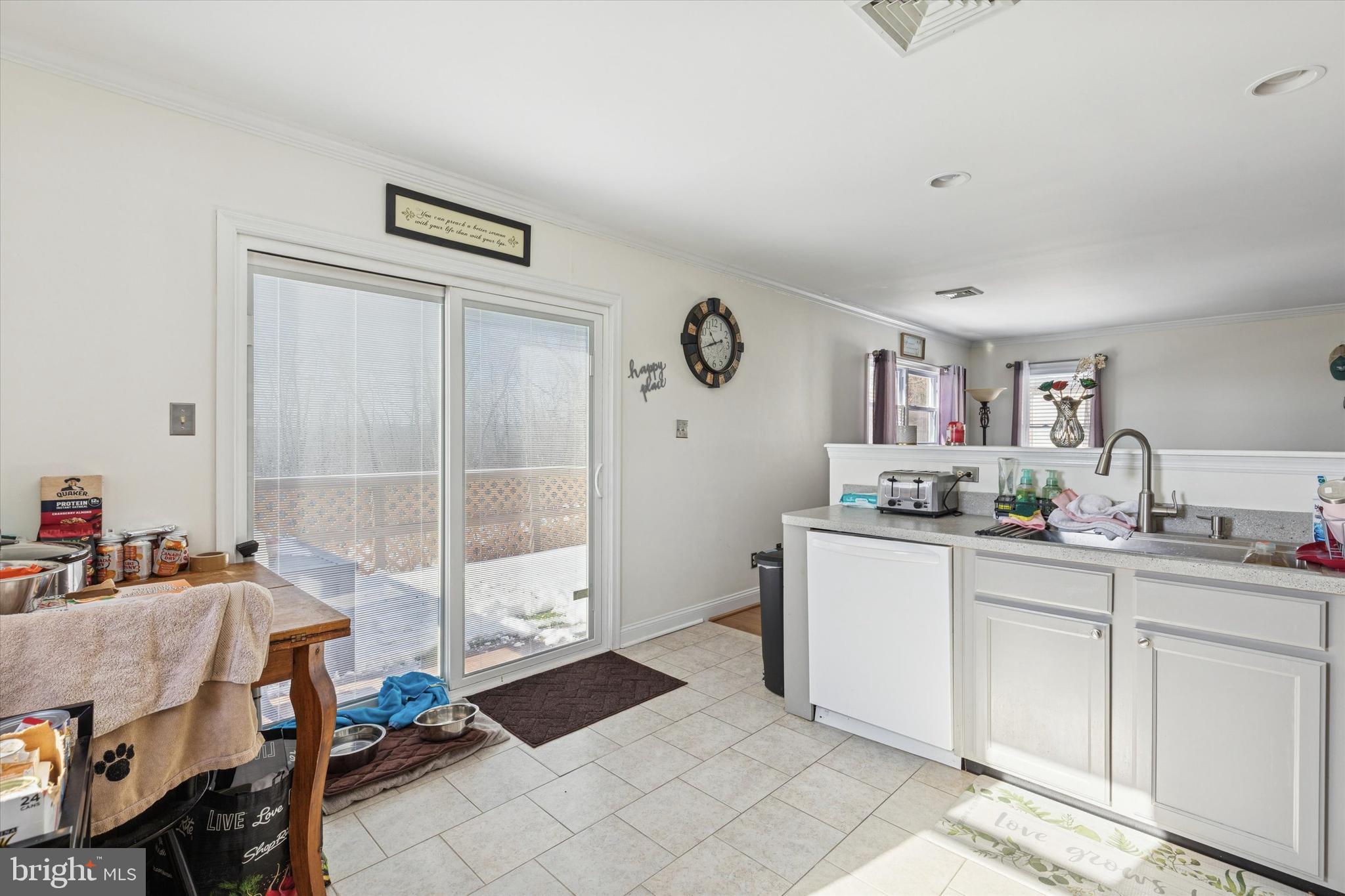 GERMANY HILL - Residential Income