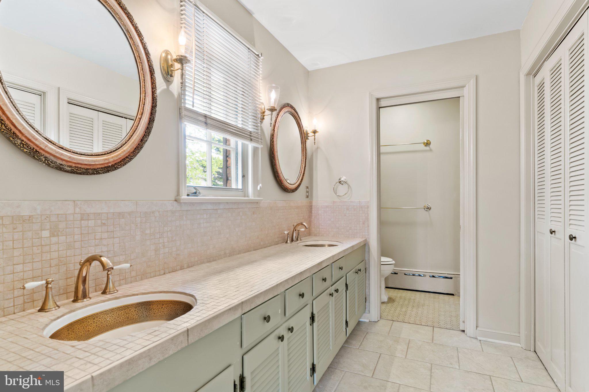 CHAMBERSBURG NORTH END - Residential