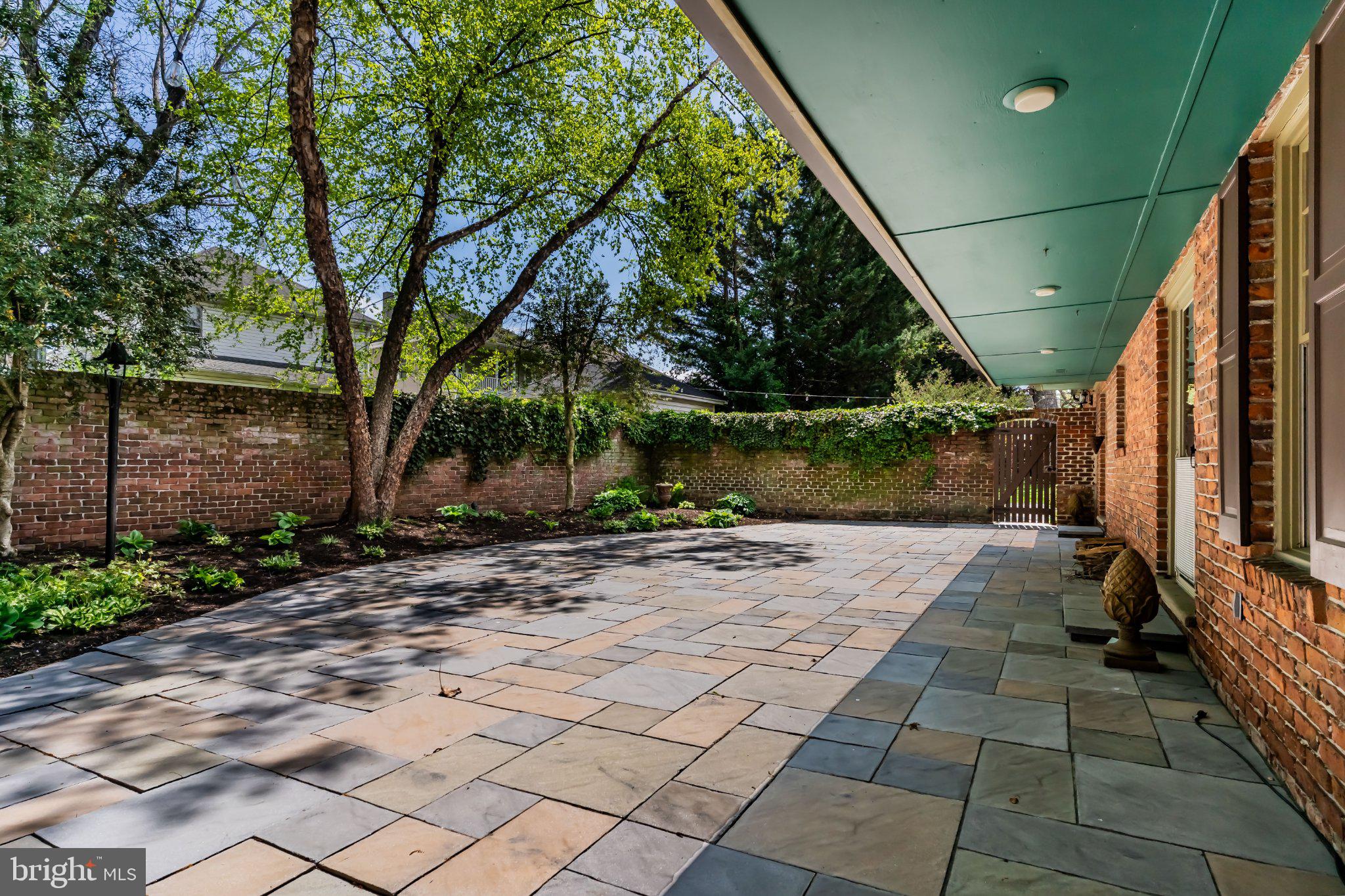 CHAMBERSBURG NORTH END - Residential