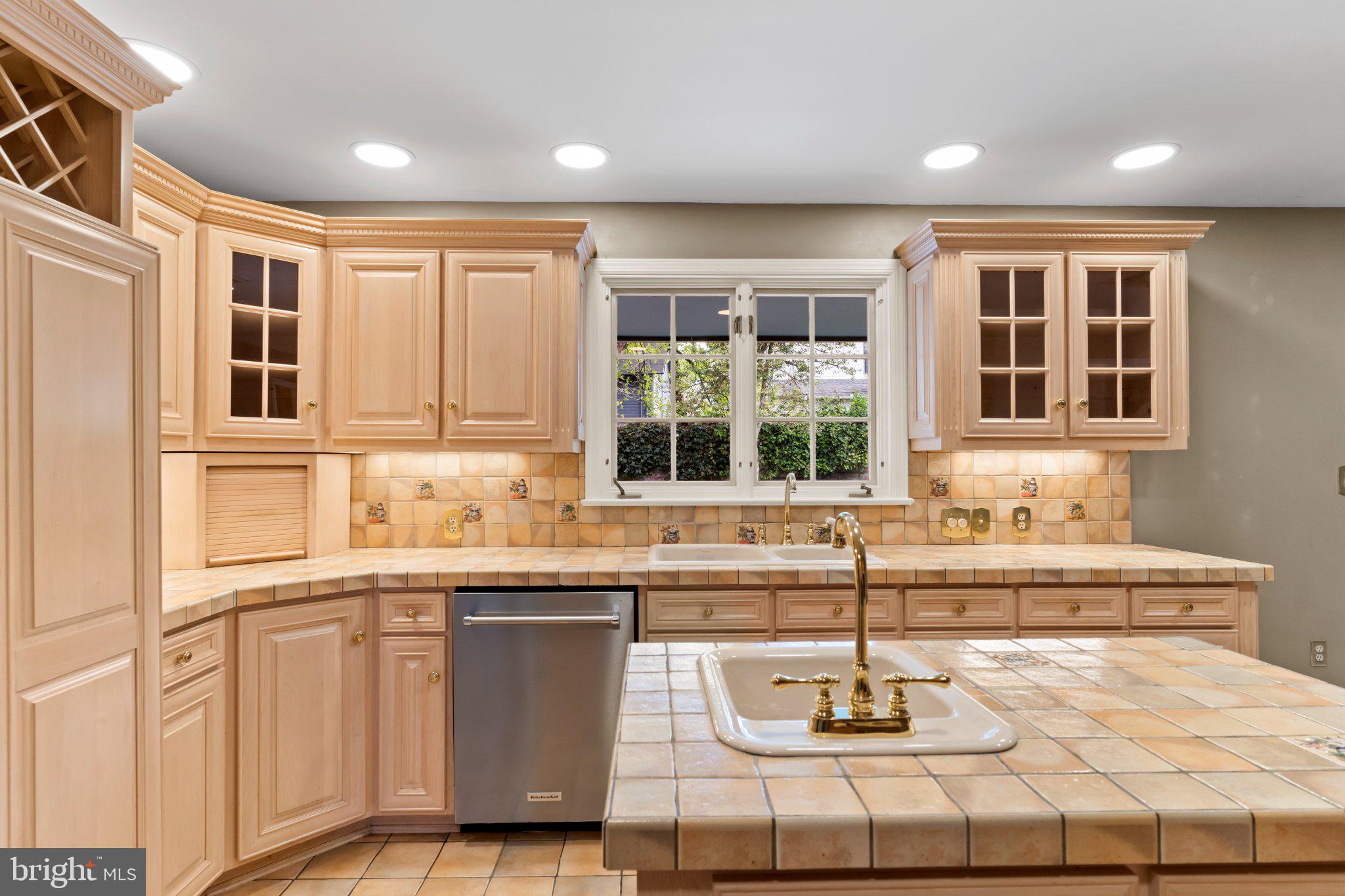 CHAMBERSBURG NORTH END - Residential