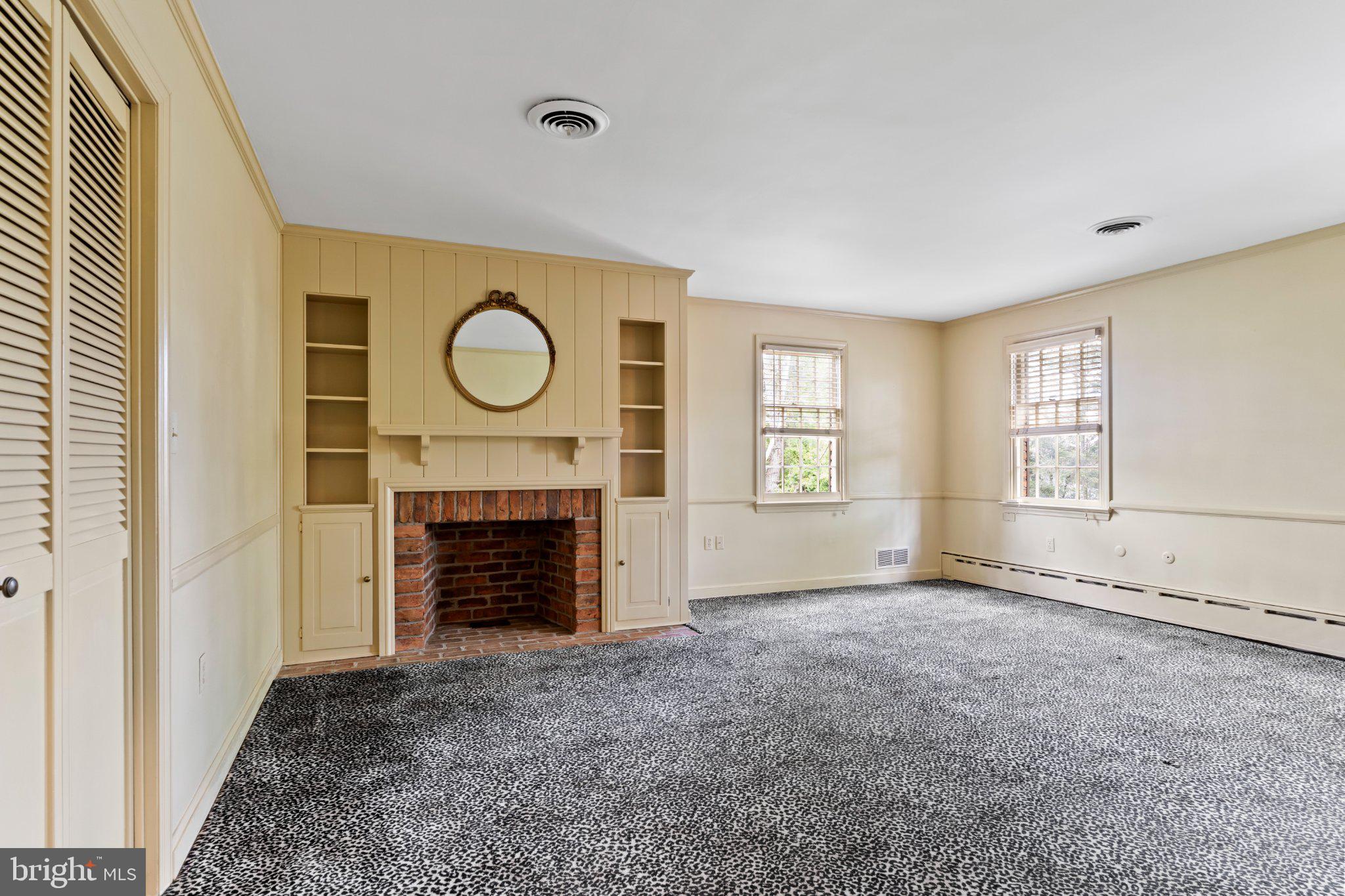 CHAMBERSBURG NORTH END - Residential