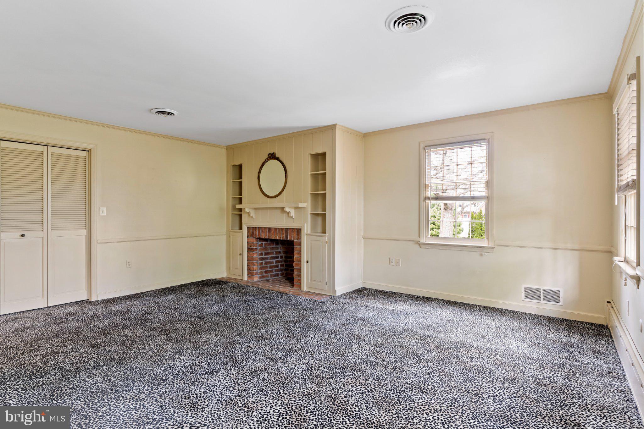 CHAMBERSBURG NORTH END - Residential