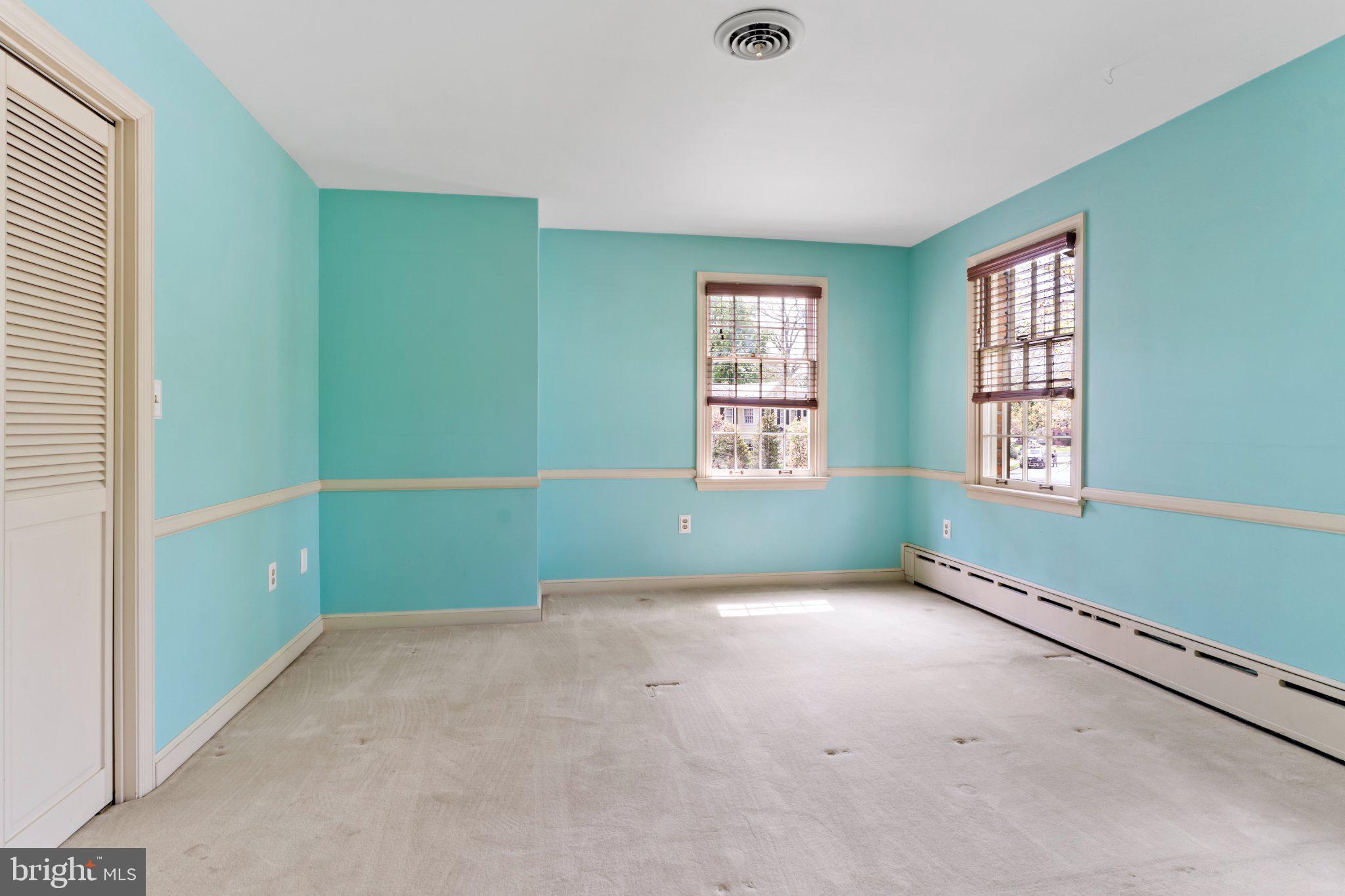 CHAMBERSBURG NORTH END - Residential