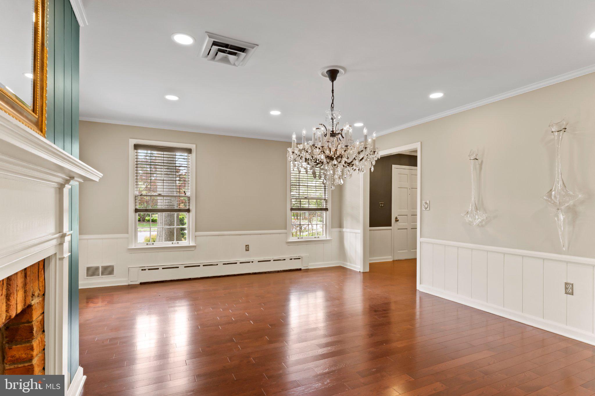 CHAMBERSBURG NORTH END - Residential