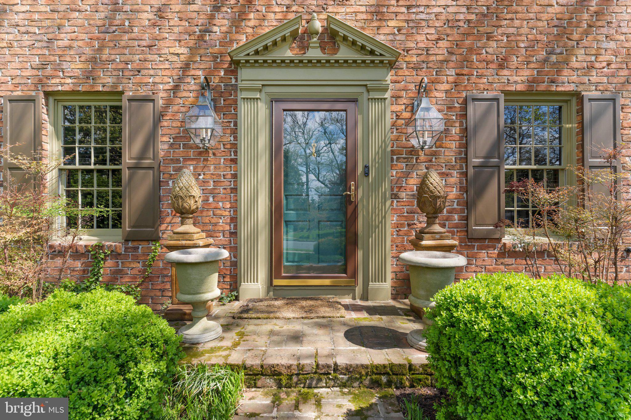 CHAMBERSBURG NORTH END - Residential