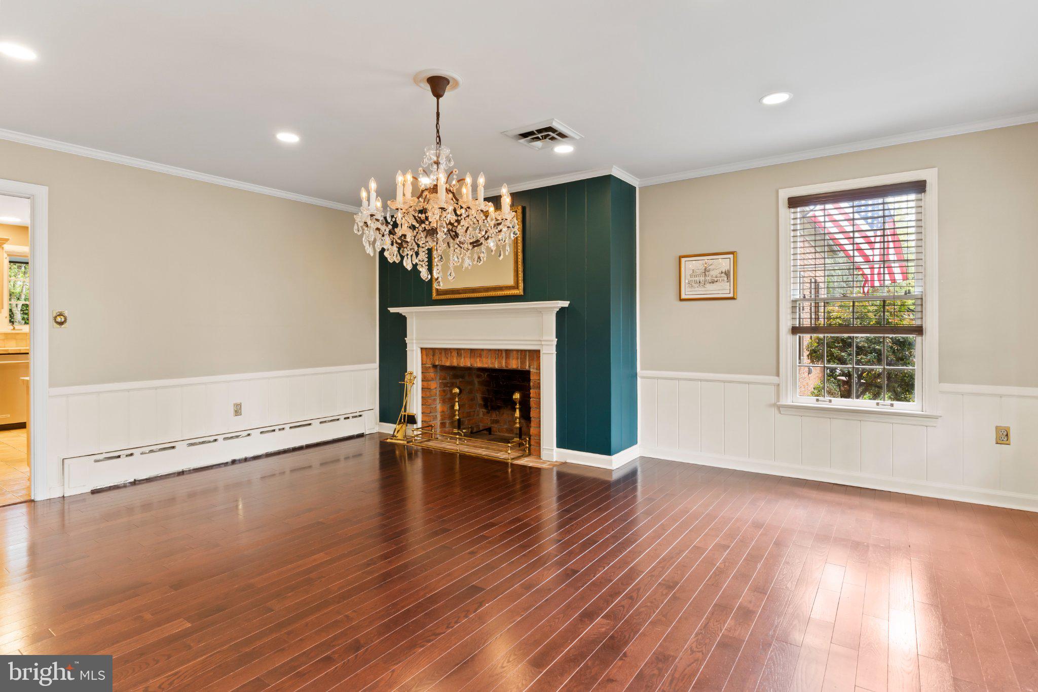 CHAMBERSBURG NORTH END - Residential