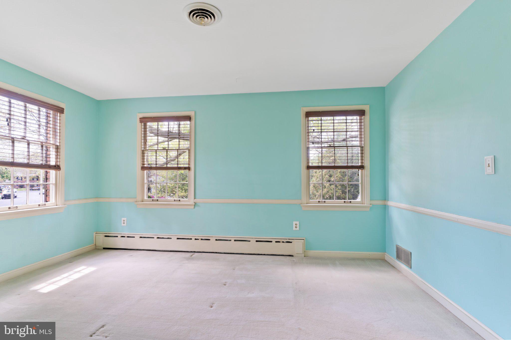 CHAMBERSBURG NORTH END - Residential