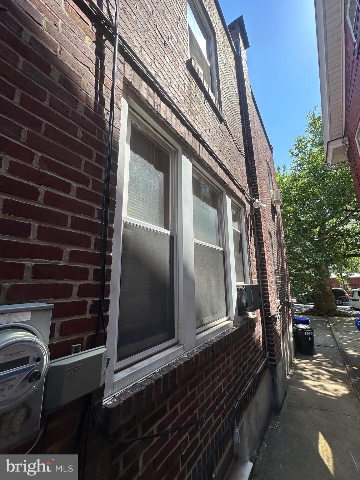 1208 N 6TH STREET