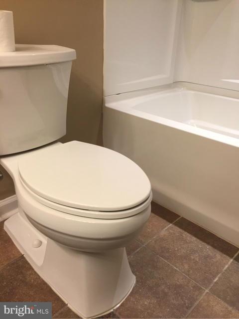 THE PROVINCES - Residential Lease