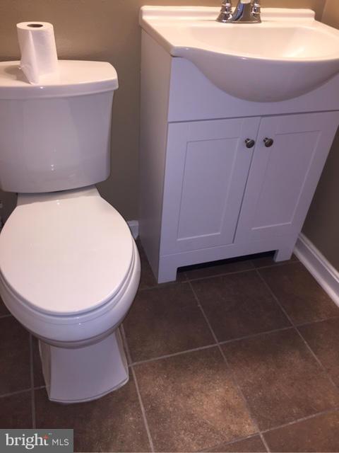 THE PROVINCES - Residential Lease