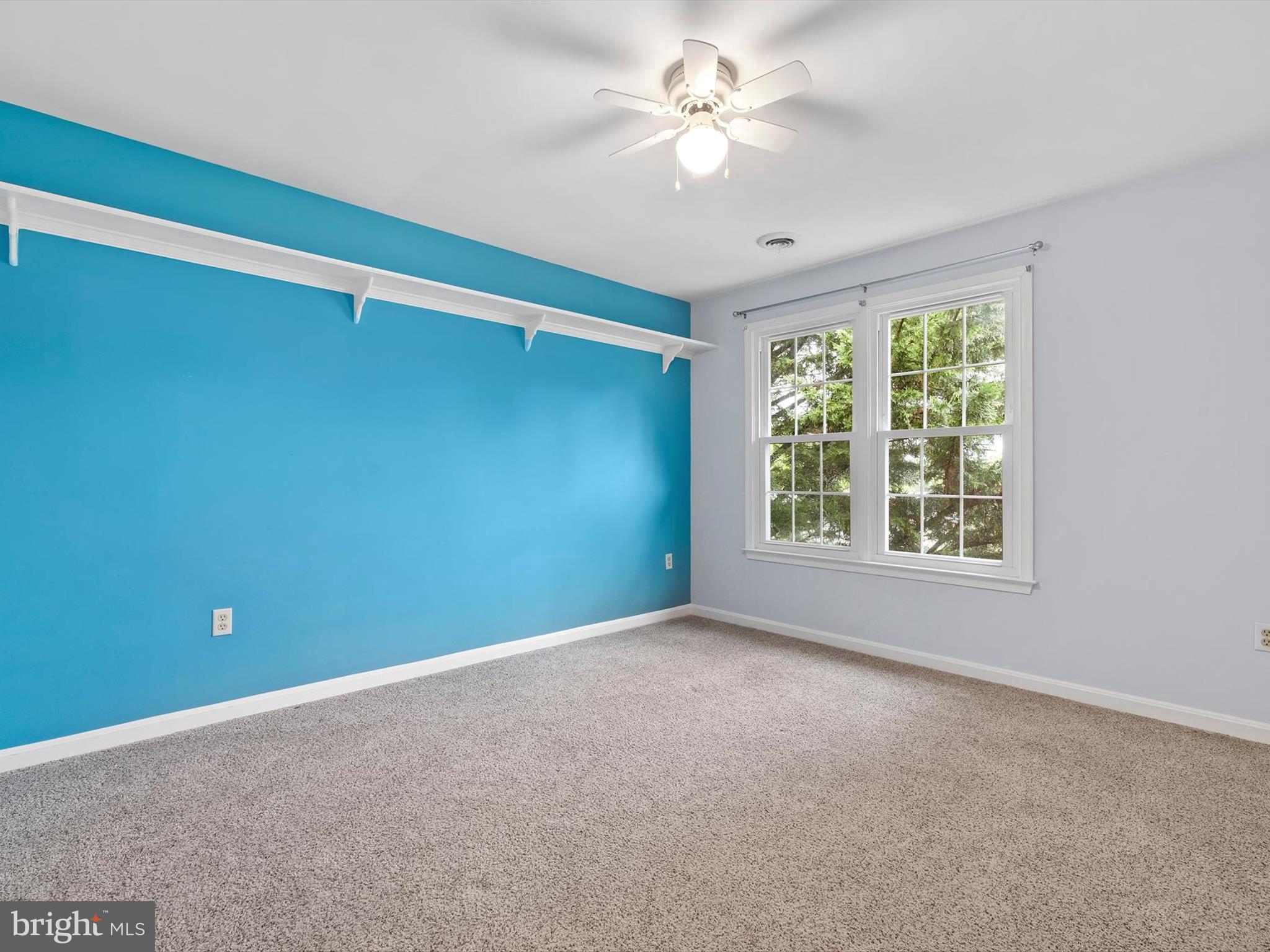 THE MEADOWS - Residential Lease