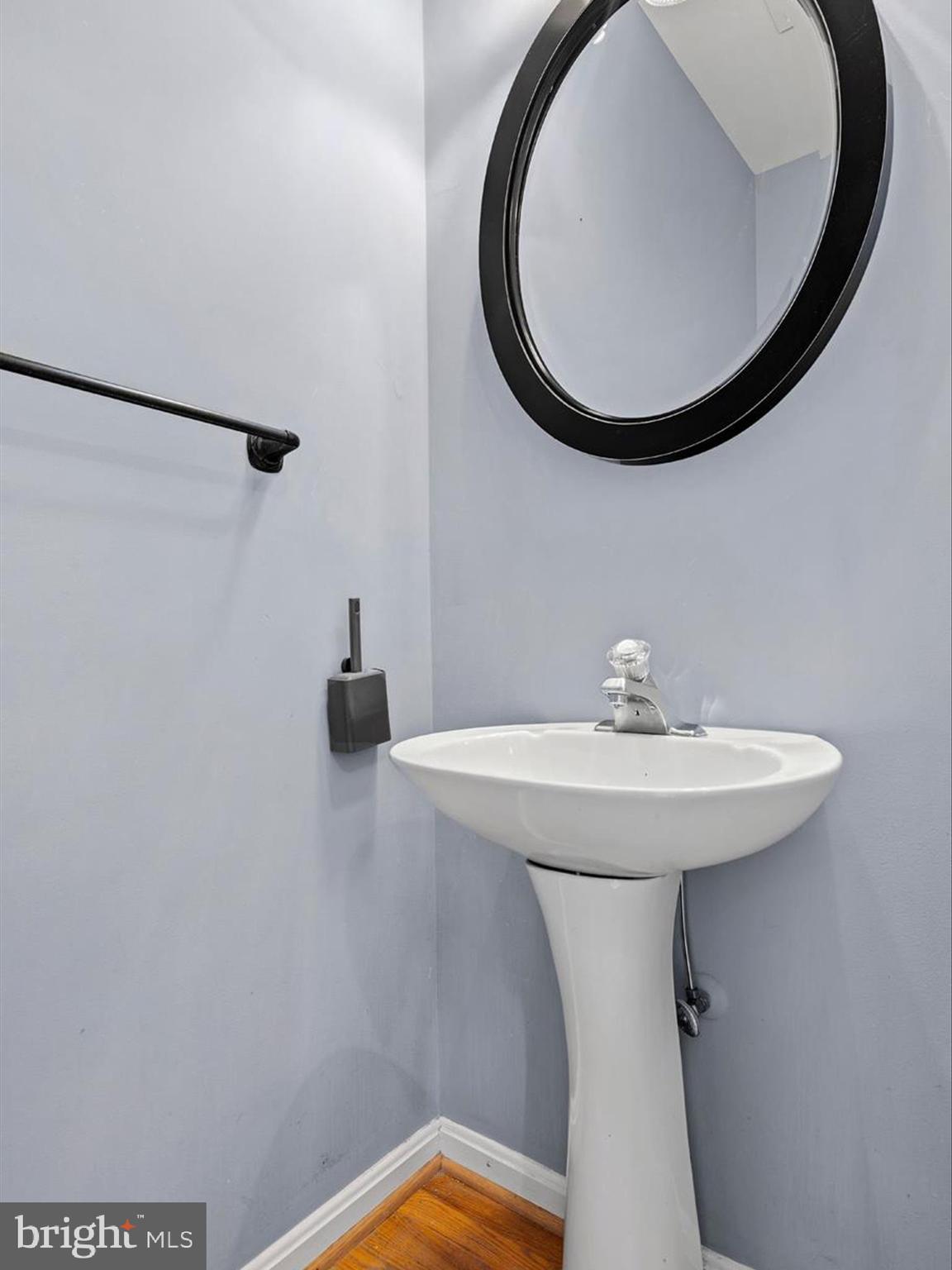 THE MEADOWS - Residential Lease