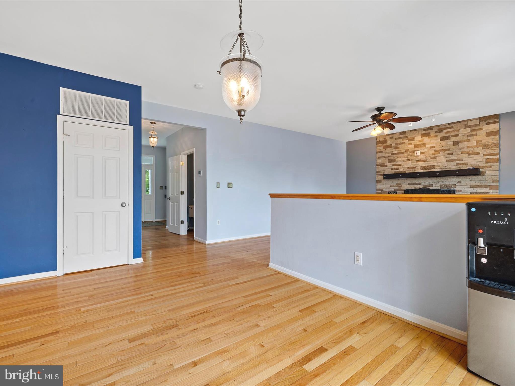 THE MEADOWS - Residential Lease