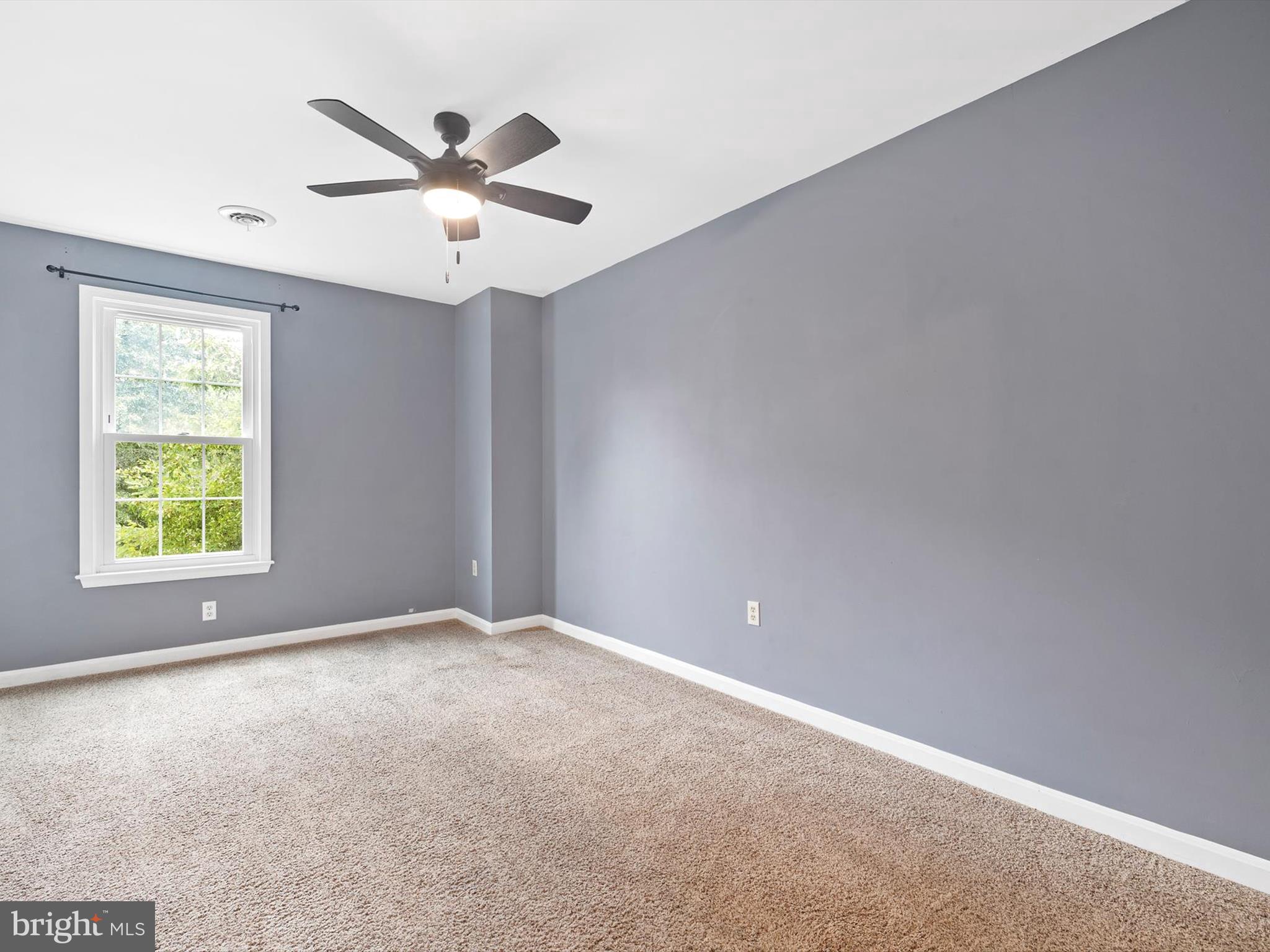 THE MEADOWS - Residential Lease