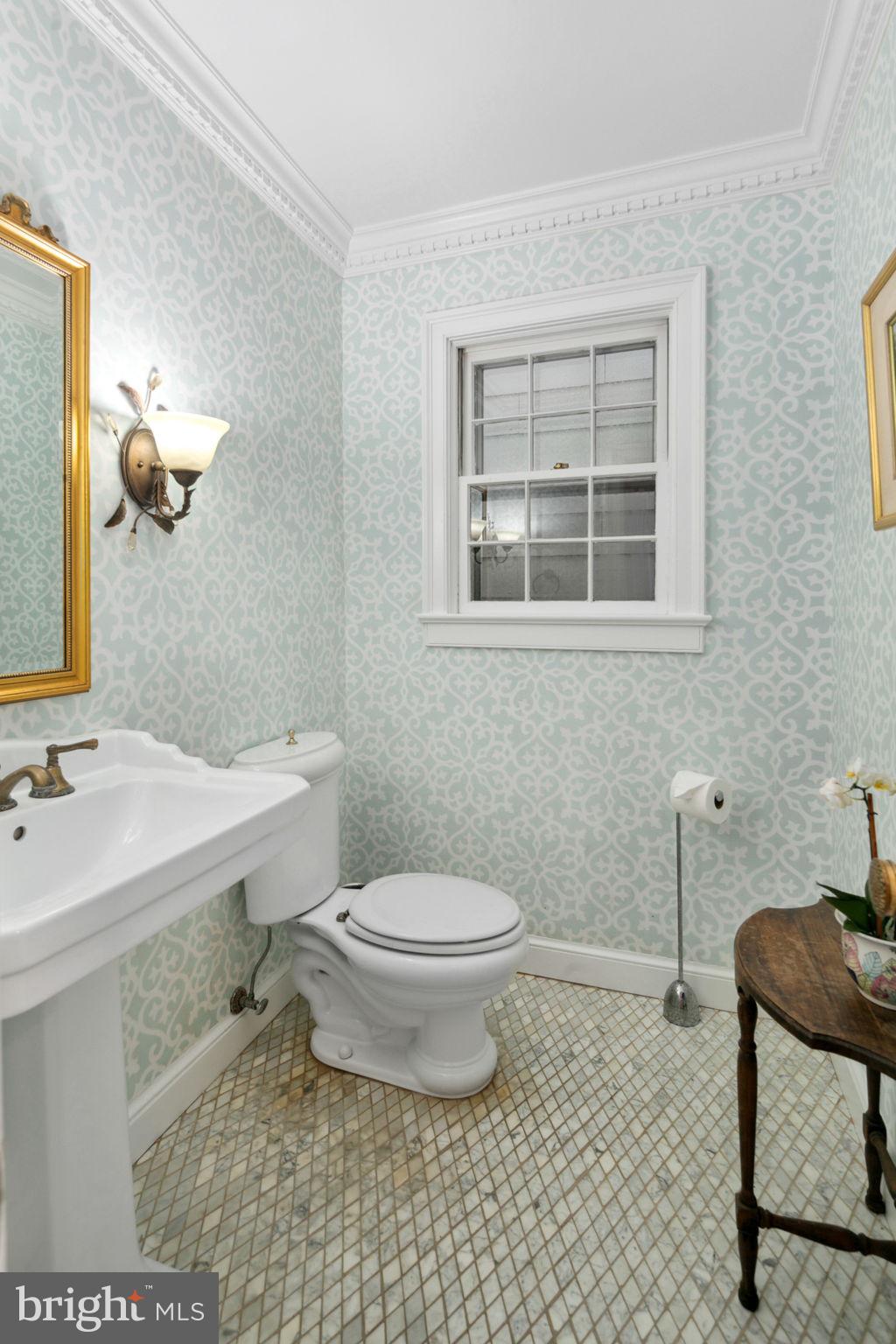 OLD TOWN ALEXANDRIA - Residential