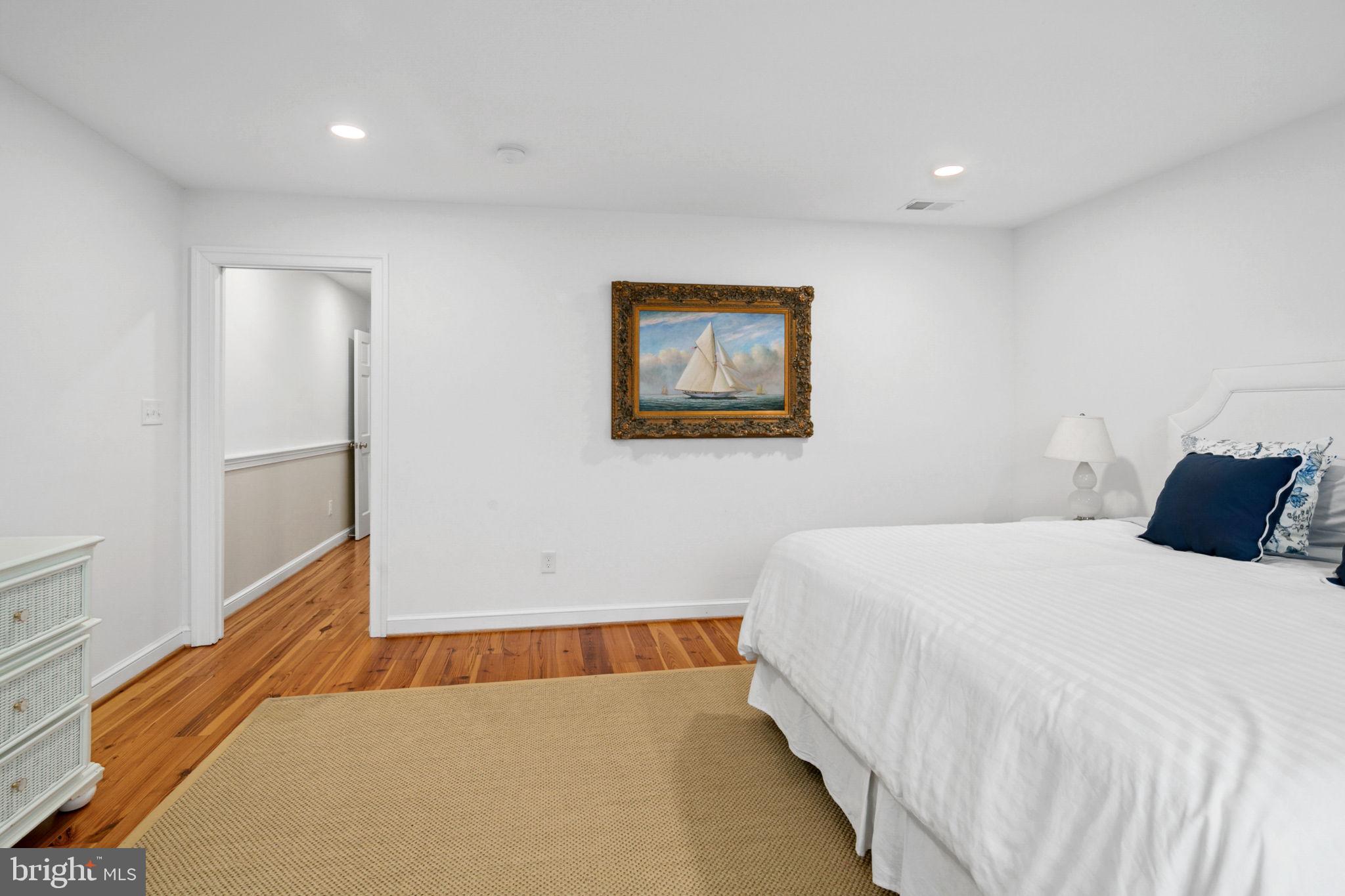 OLD TOWN ALEXANDRIA - Residential