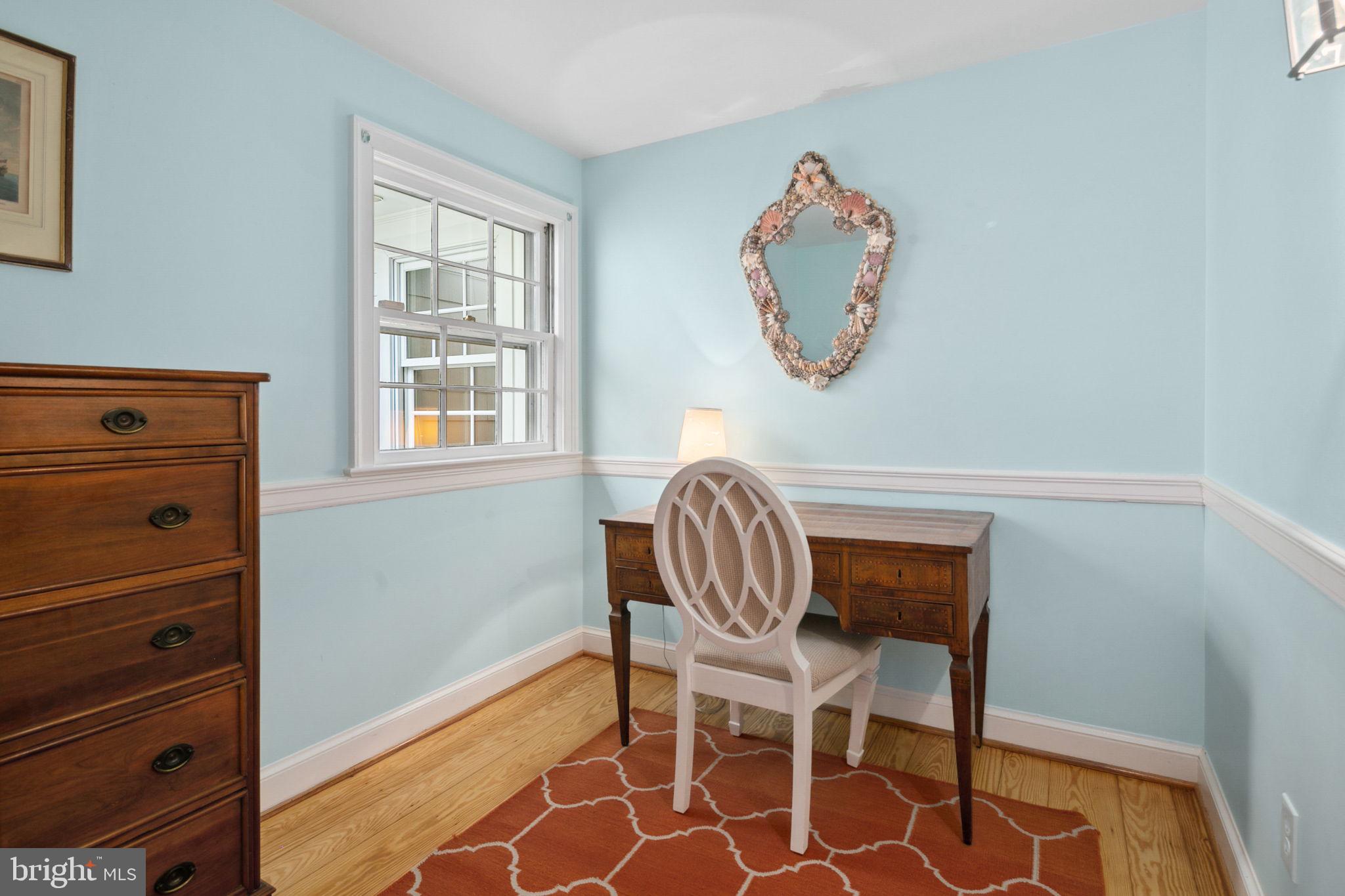 OLD TOWN ALEXANDRIA - Residential