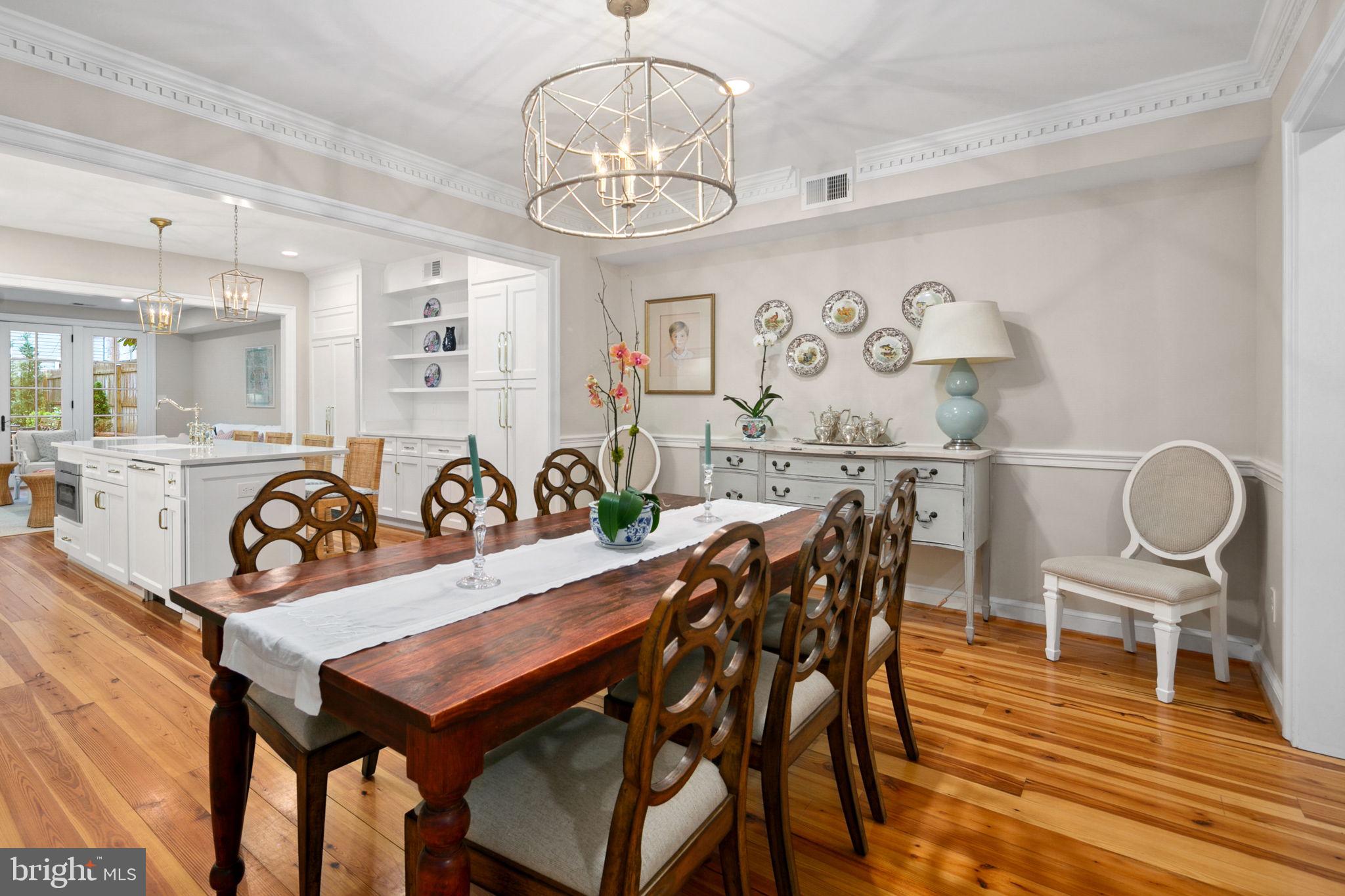 OLD TOWN ALEXANDRIA - Residential