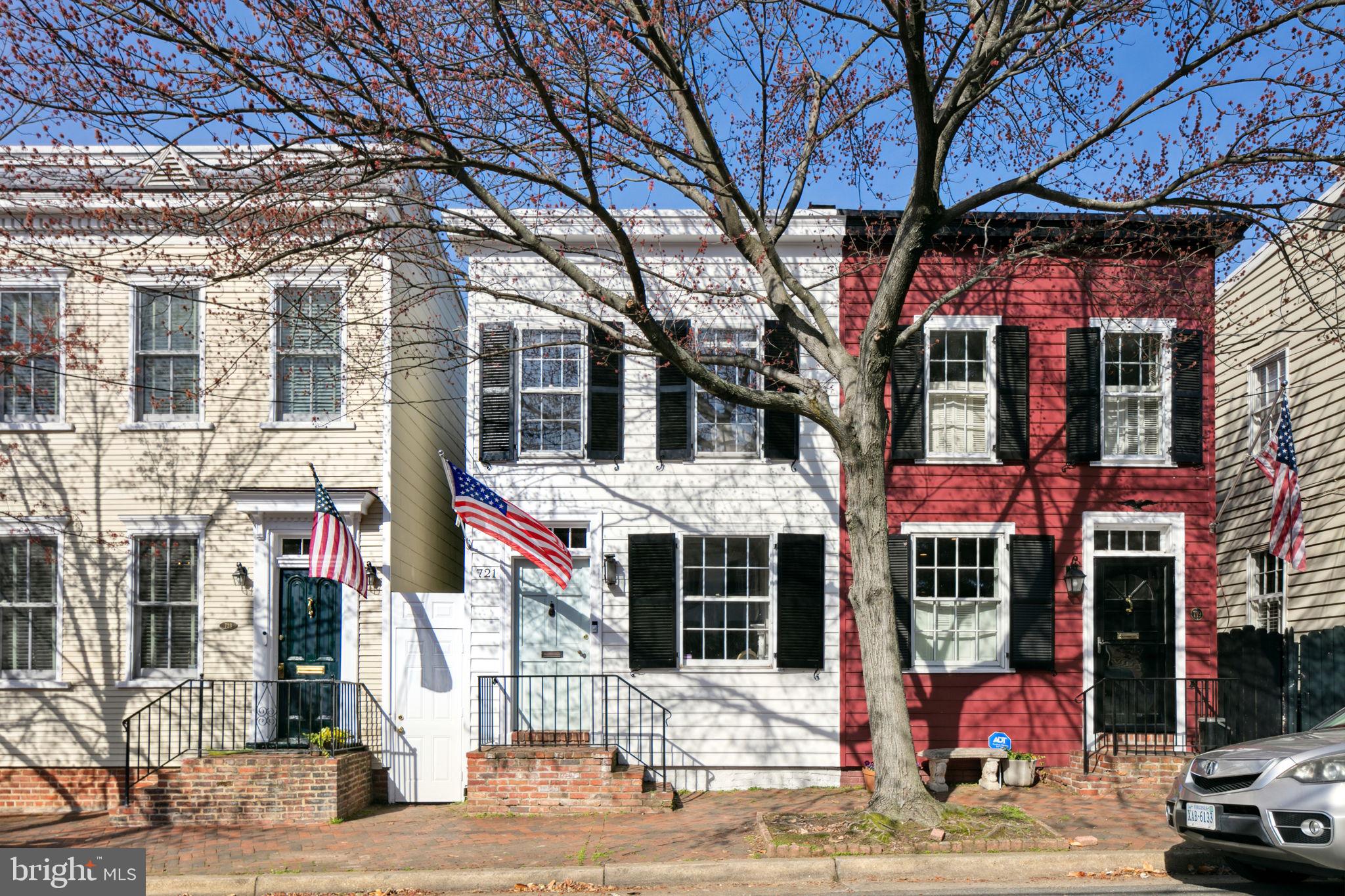 OLD TOWN ALEXANDRIA - Residential