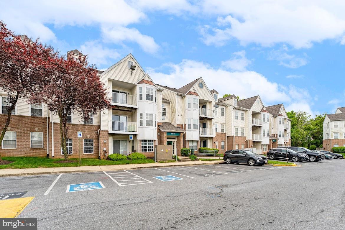 LARGO TOWN CENTER CONDOMINIUMS - Residential Lease