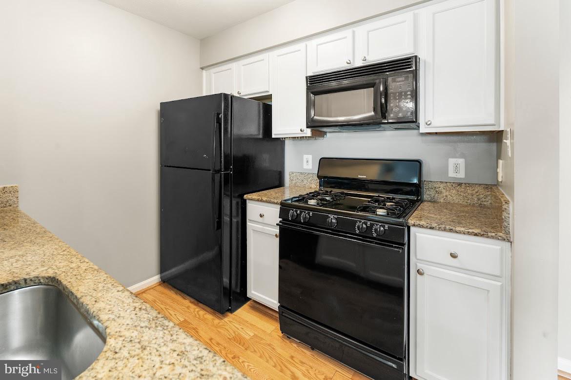 LARGO TOWN CENTER CONDOMINIUMS - Residential Lease