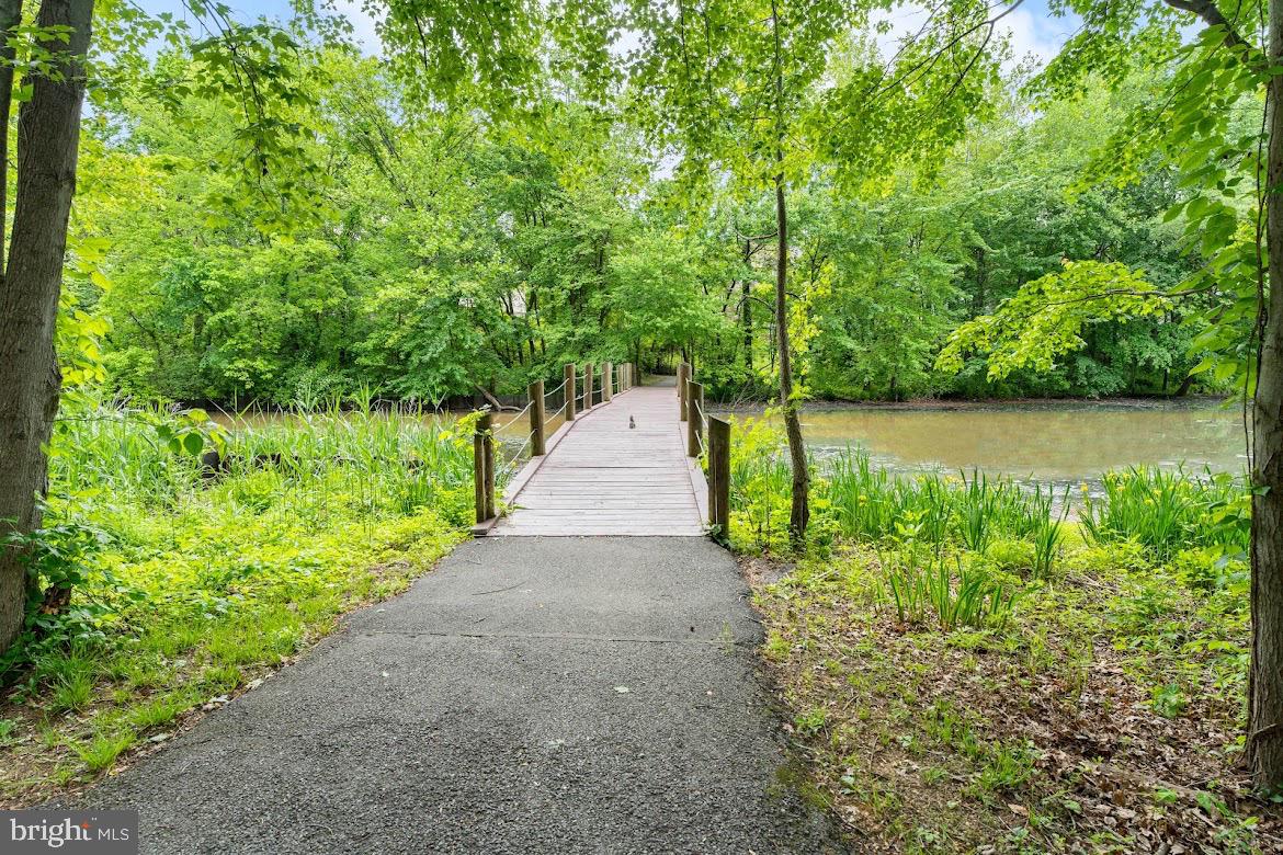 LARGO TOWN CENTER CONDOMINIUMS - Residential Lease