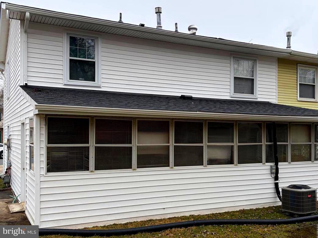 MAPLE RIDGE - Residential