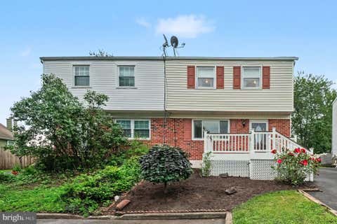 Townhouse For Sale - 729 Holly Drive<br/> POTTSTOWN, PA 19464