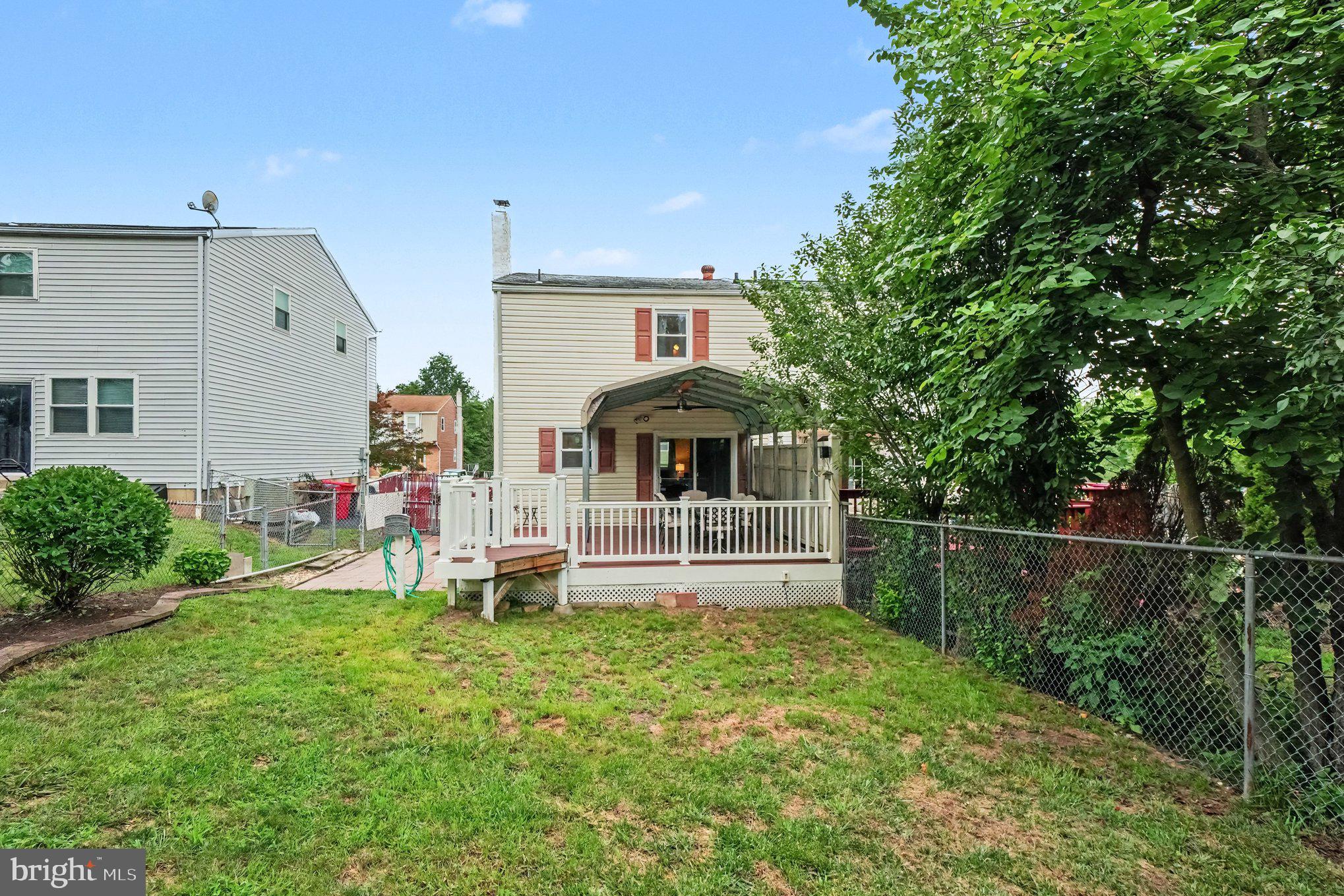 729 HOLLY DRIVE