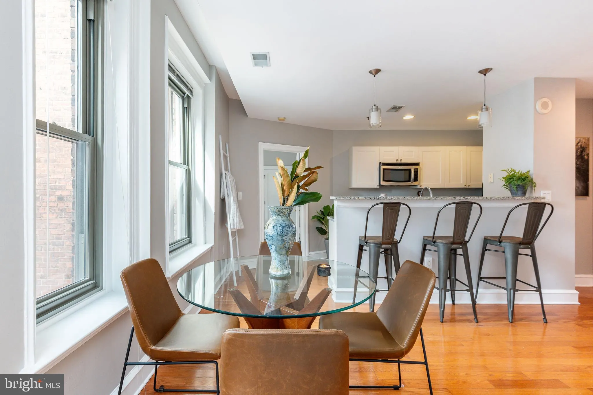 Philadelphia, Pennsylvania 19103, United States, 1 Bedroom Bedrooms, ,1 BathroomBathrooms,Residential,Contingent,79879