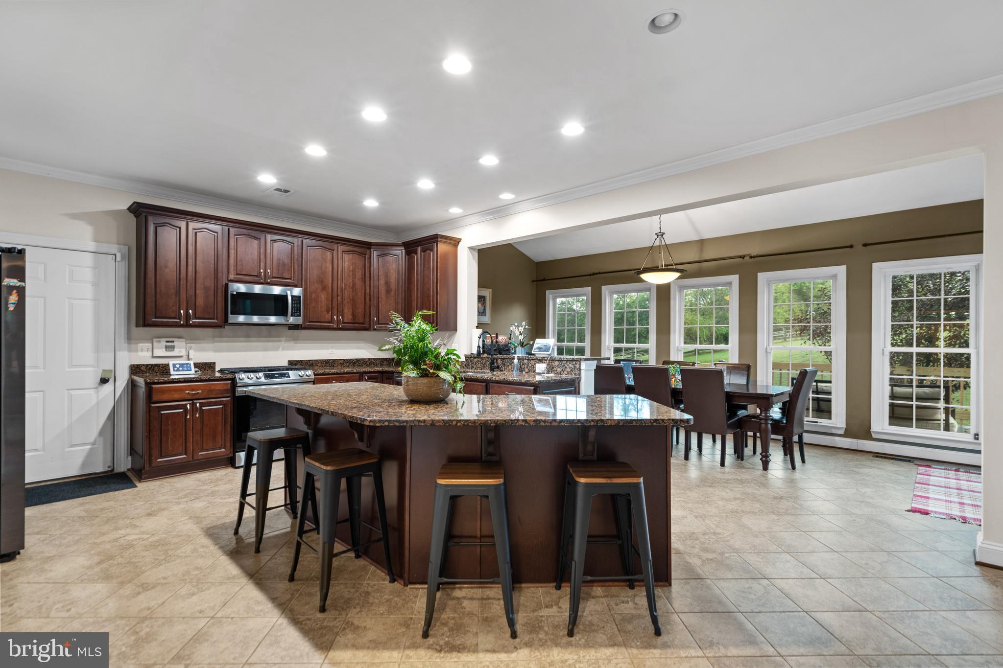 CHIMNEY HILL ESTATES - Residential