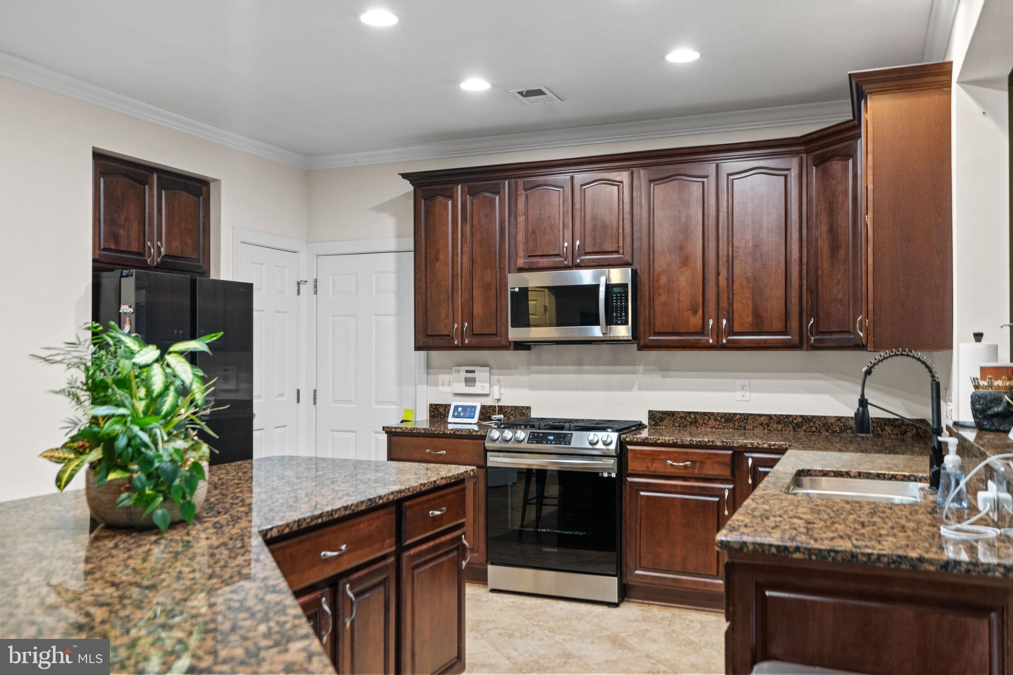 CHIMNEY HILL ESTATES - Residential