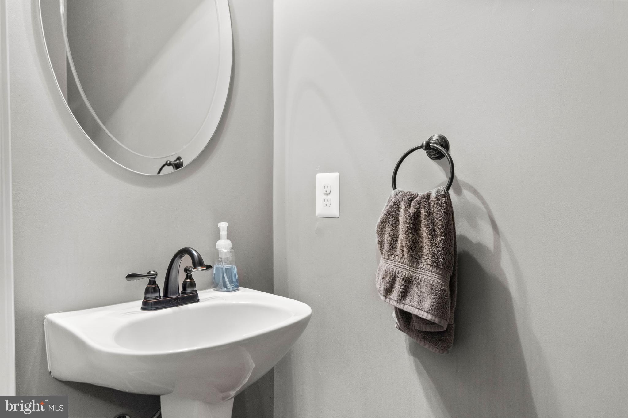 CHIMNEY HILL ESTATES - Residential